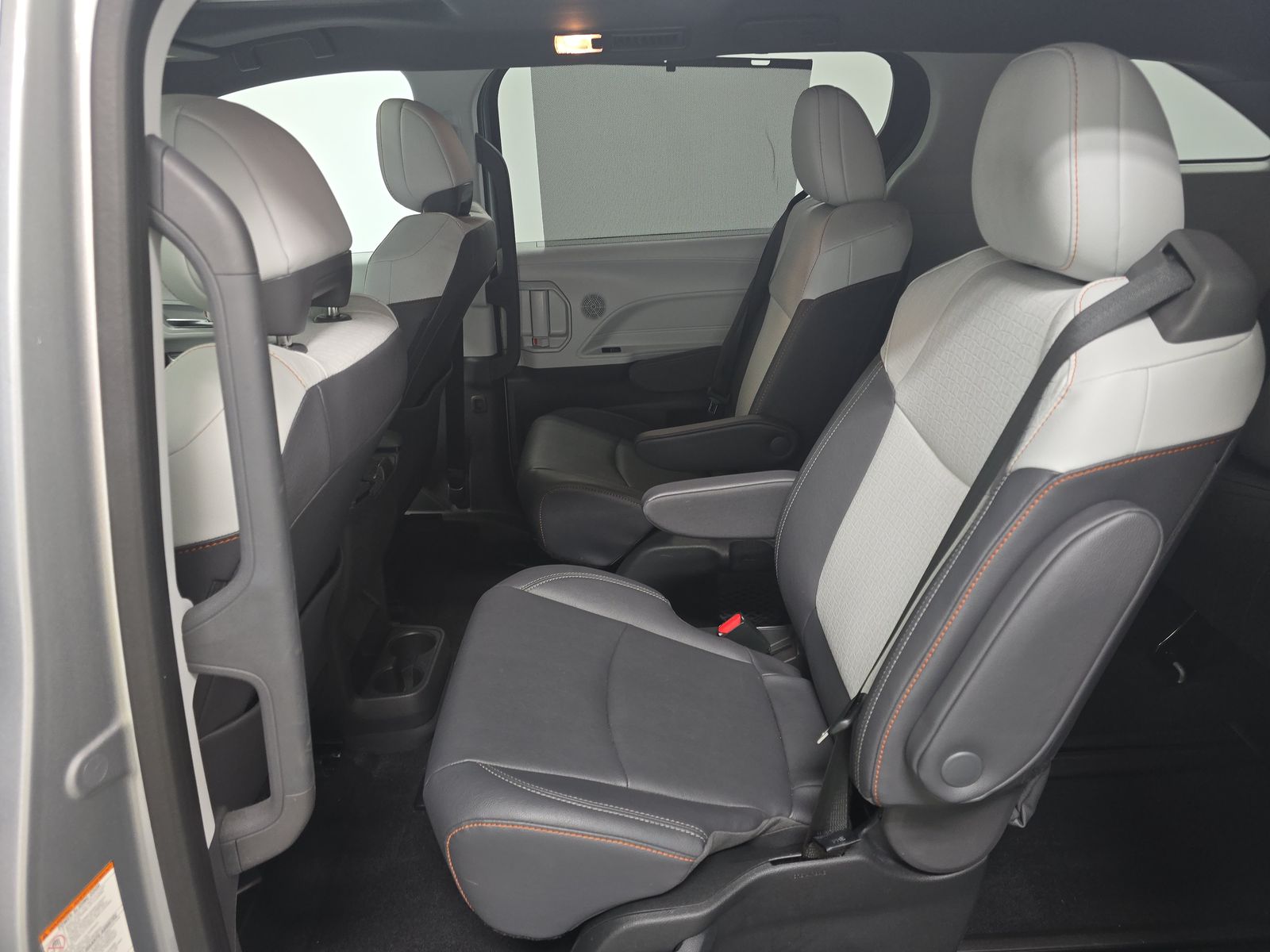 2024 Toyota Sienna XSE FWD