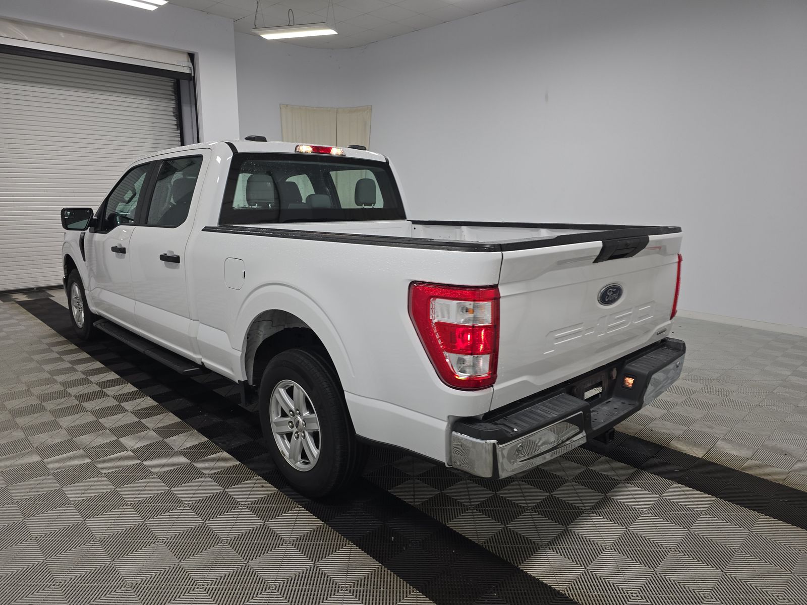 2023 Ford F-150 XL RWD