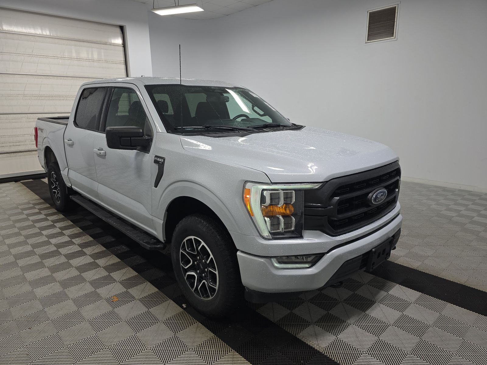 2022 Ford F-150 XLT AWD