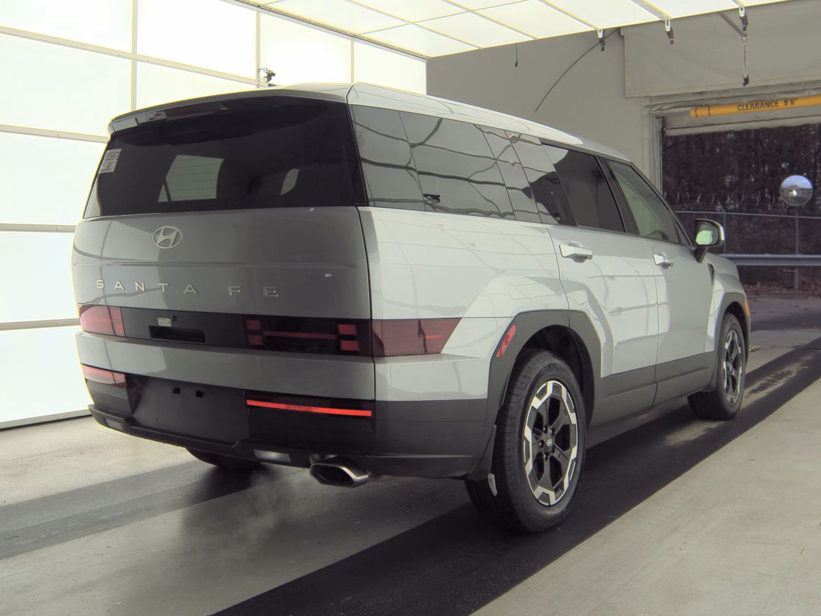 2025 Hyundai Santa Fe SE FWD