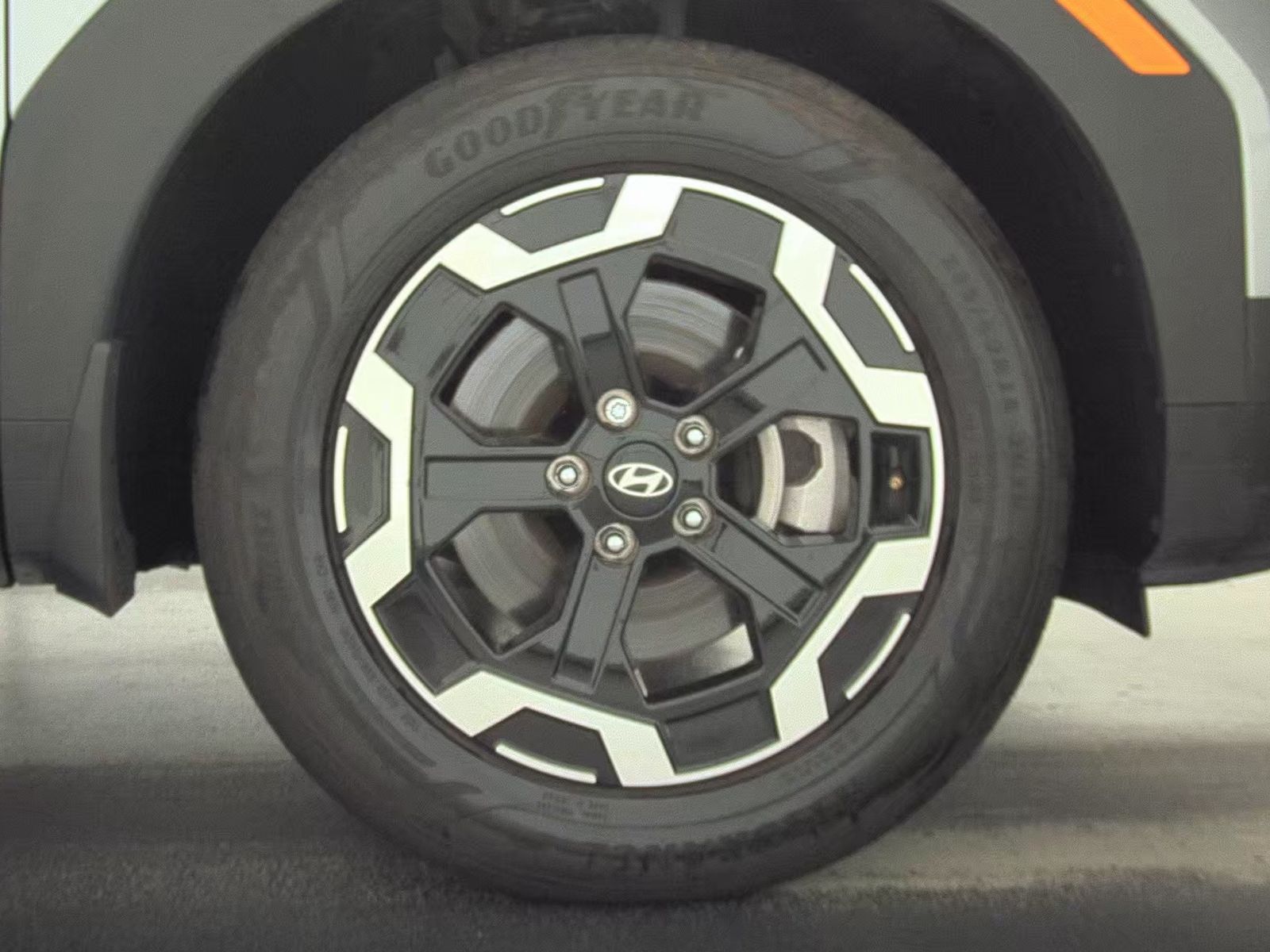 2025 Hyundai Santa Fe SE FWD