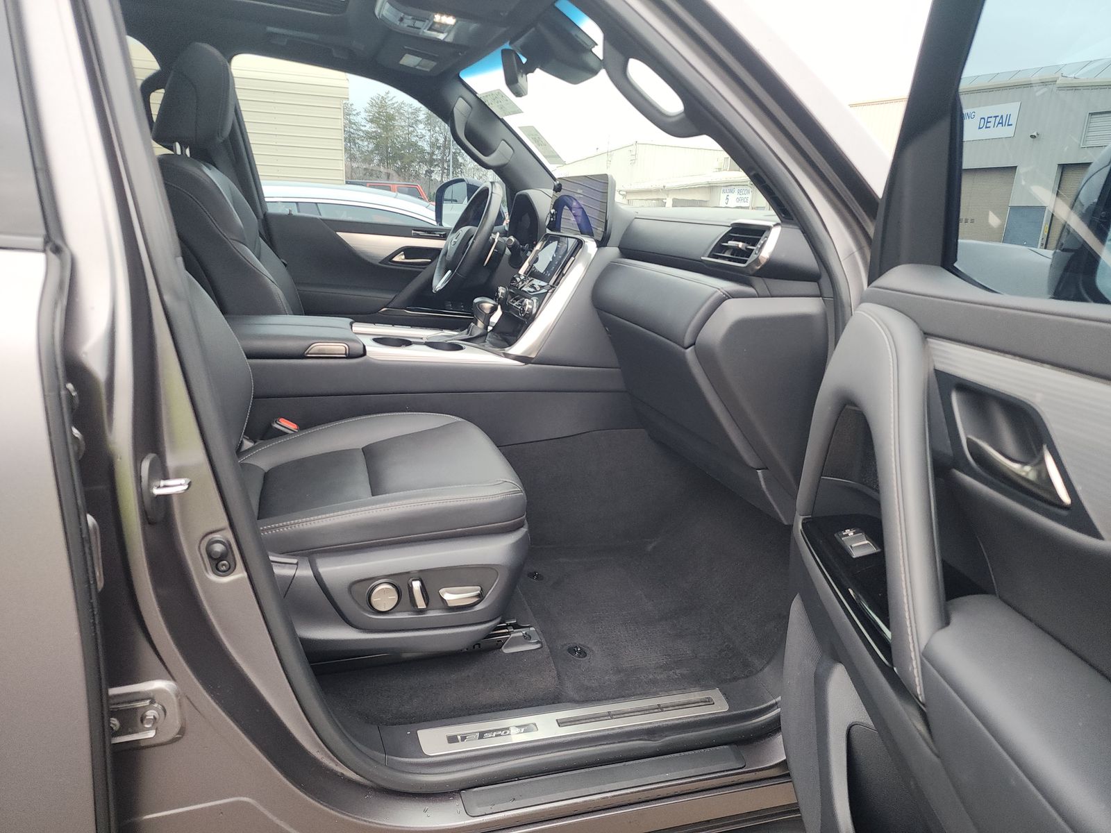 2024 Lexus LX LX 600 F SPORT AWD