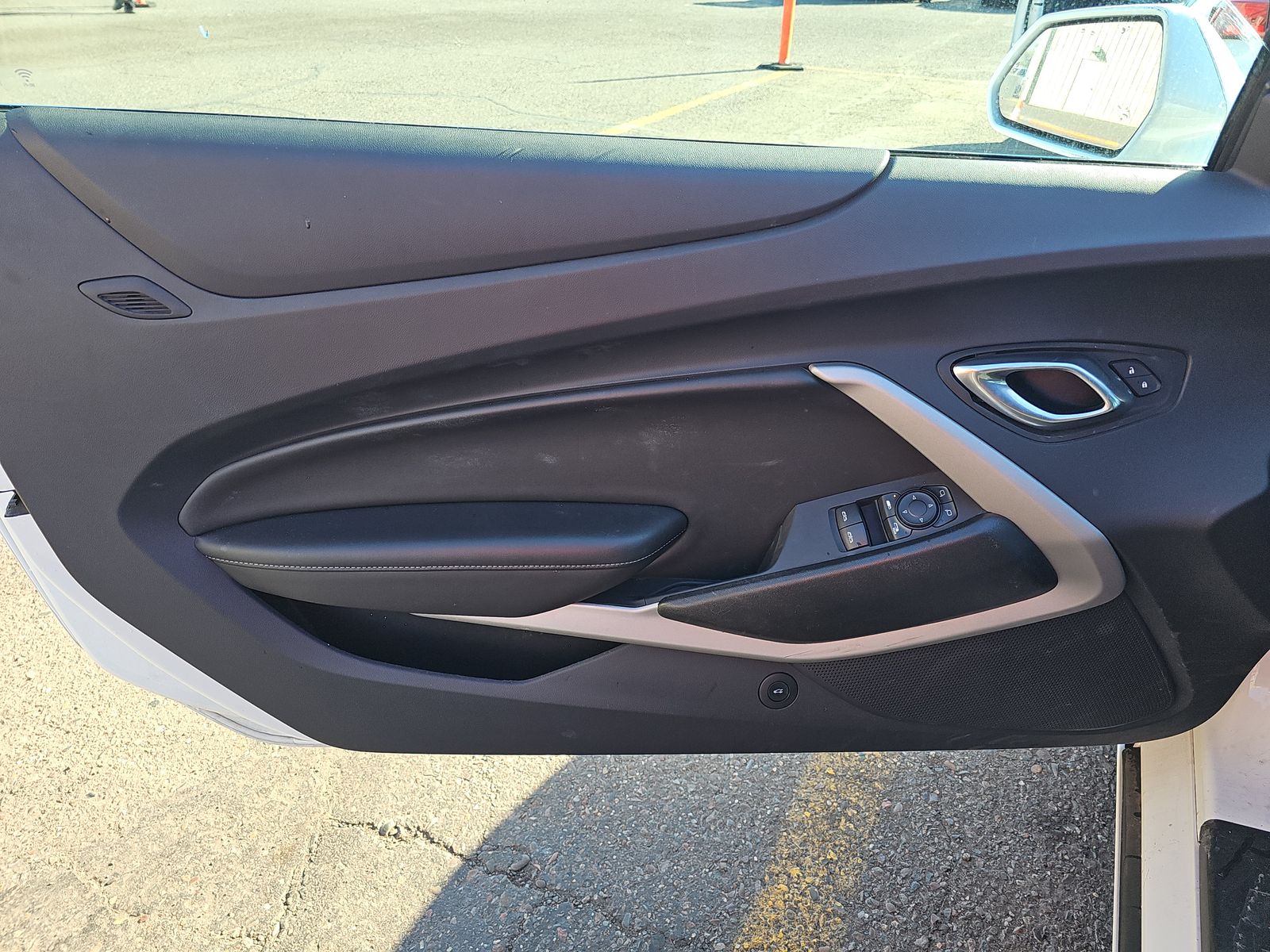 2023 Chevrolet Camaro 1LT RWD