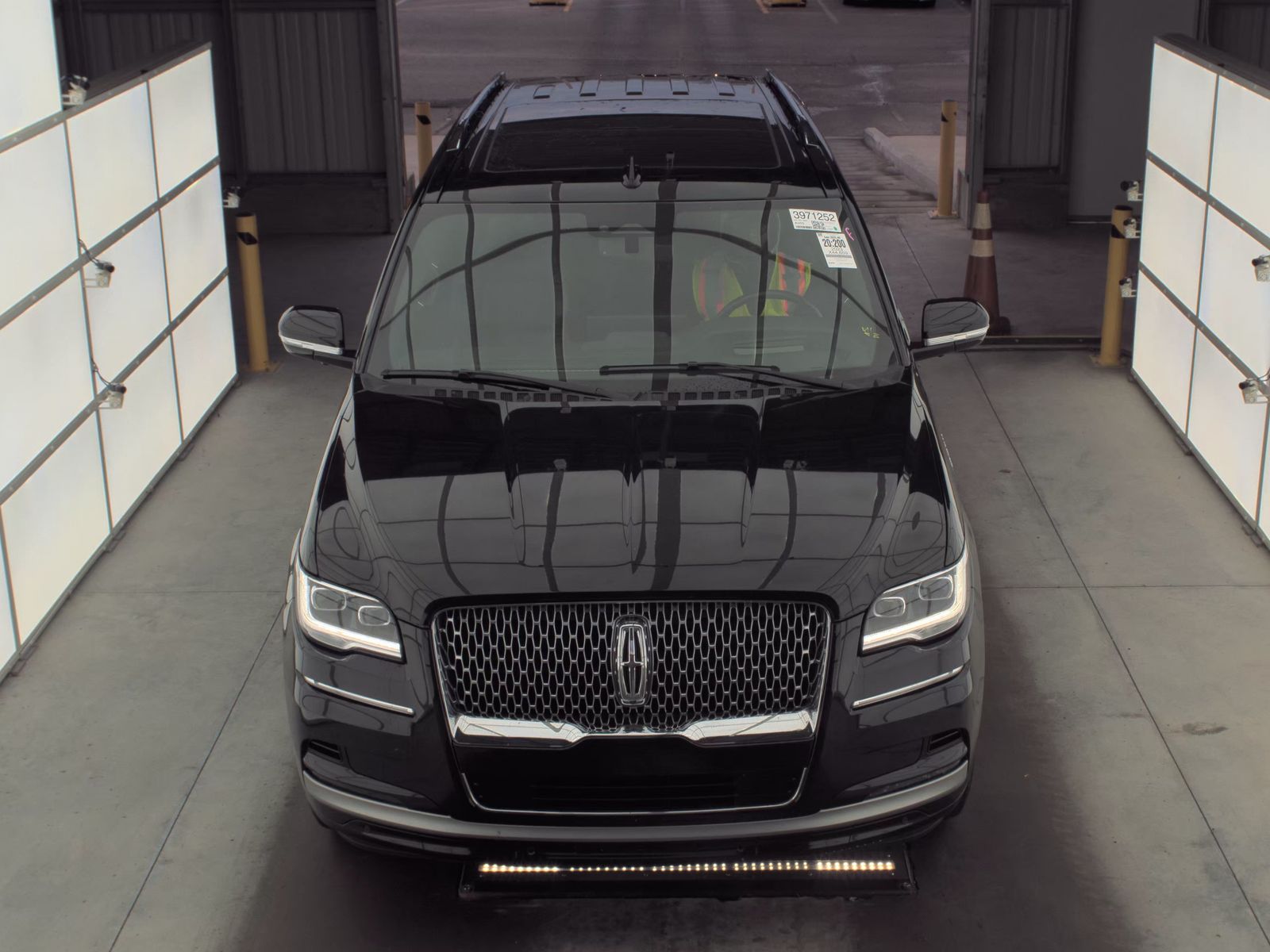 2023 Lincoln Navigator Reserve AWD