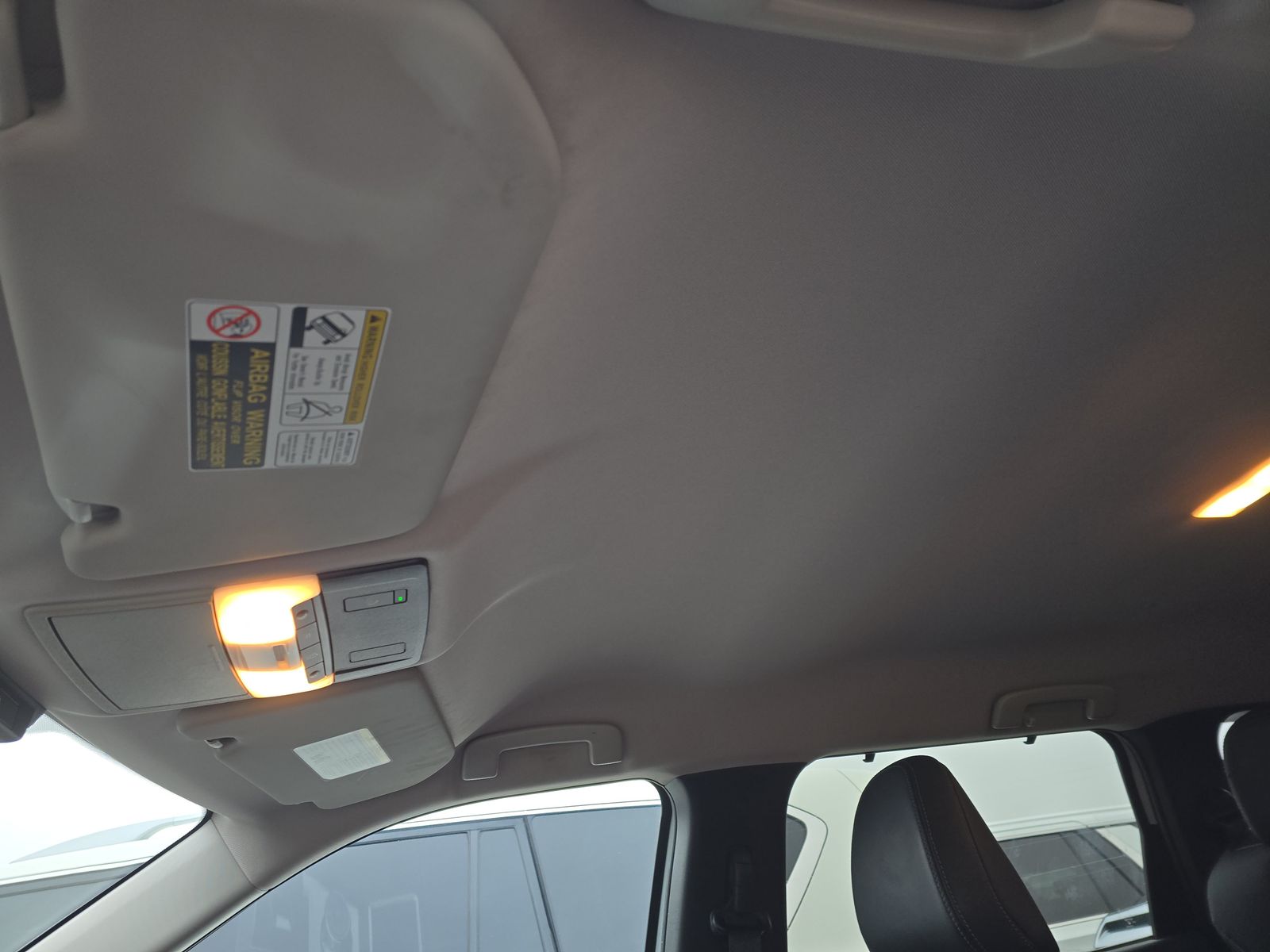 2024 Mitsubishi Outlander SEL FWD