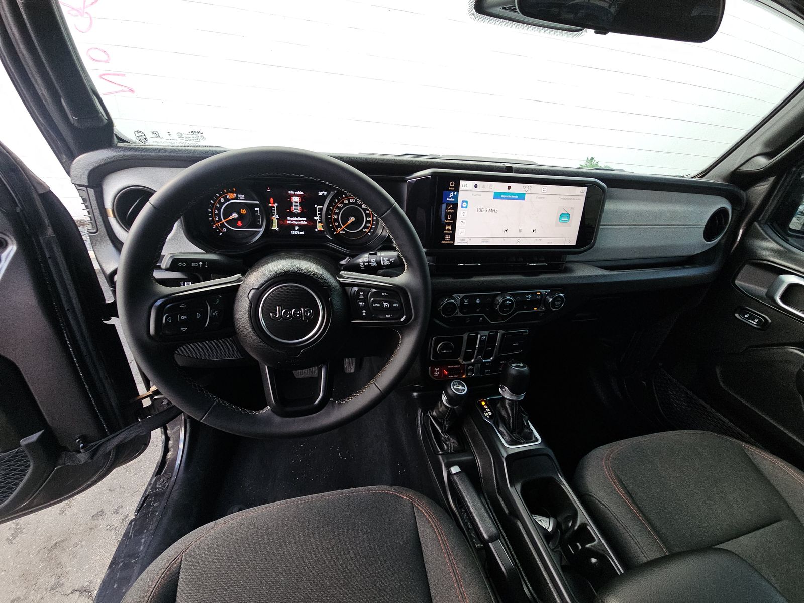 2025 Jeep Wrangler Rubicon AWD