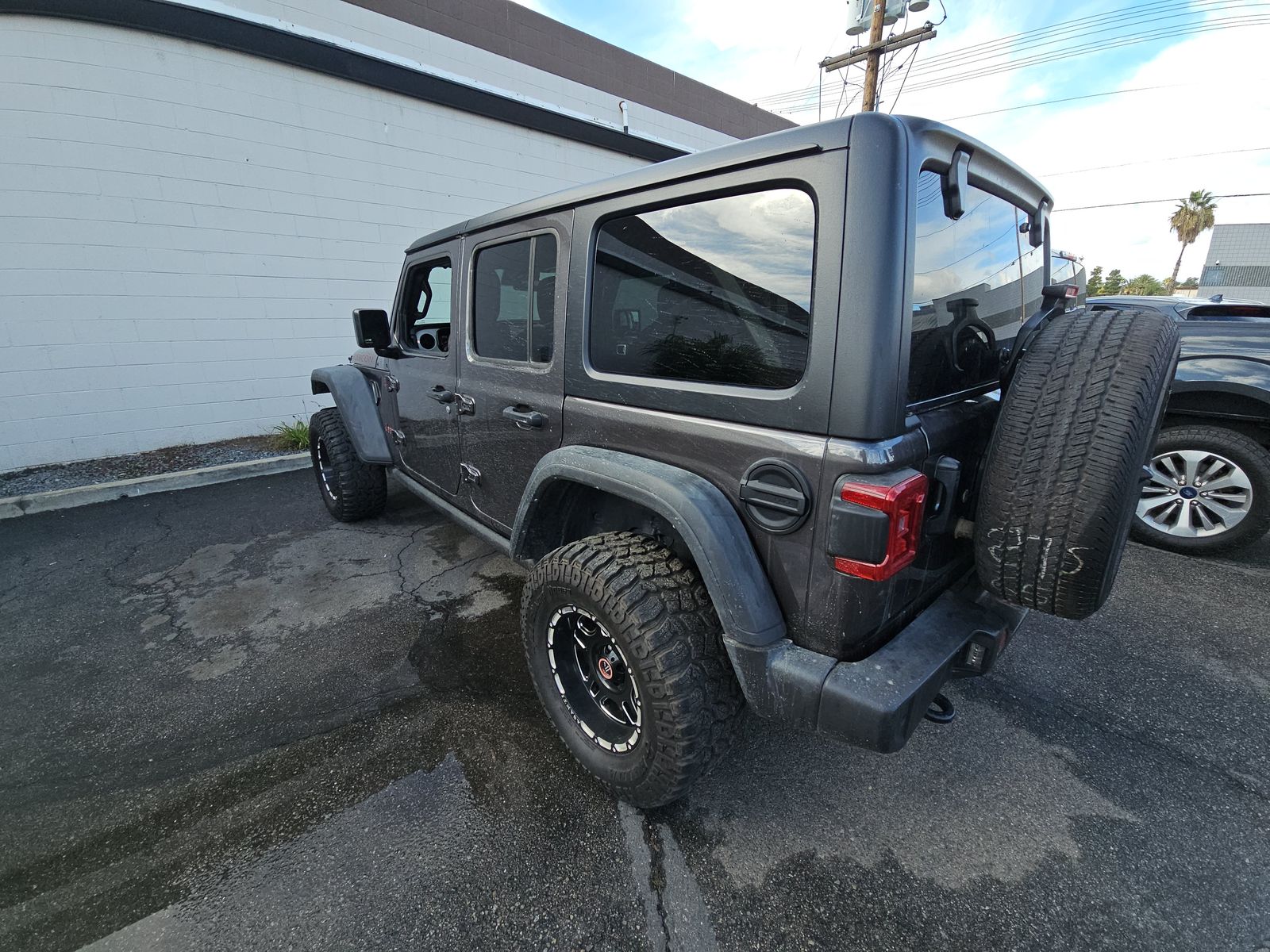 2025 Jeep Wrangler Rubicon AWD