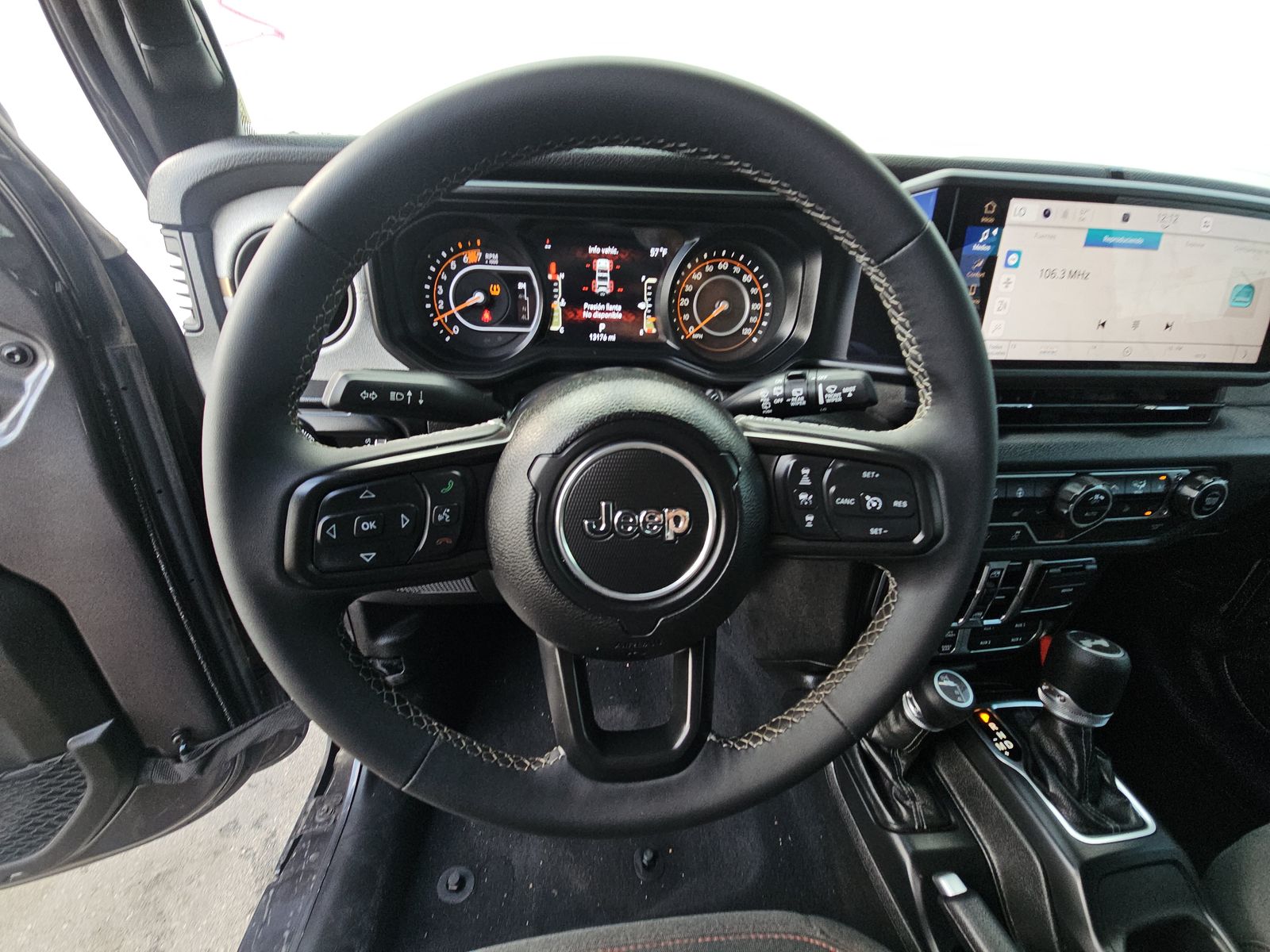 2025 Jeep Wrangler Rubicon AWD