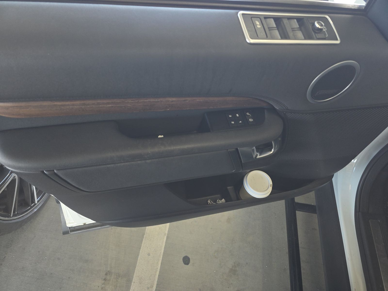 2018 Land Rover Discovery HSE AWD