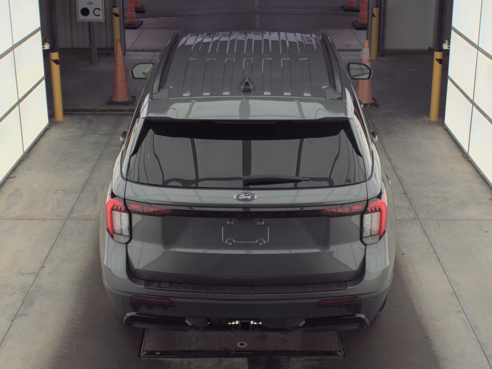 2025 Ford Explorer ST-Line RWD