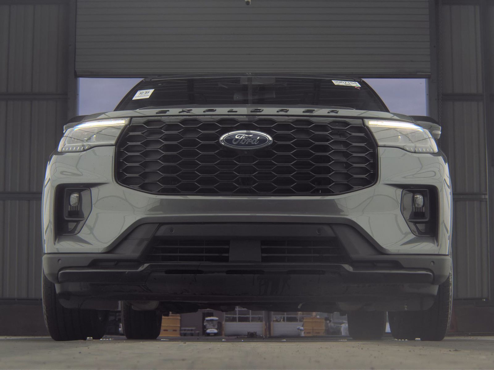 2025 Ford Explorer ST-Line RWD