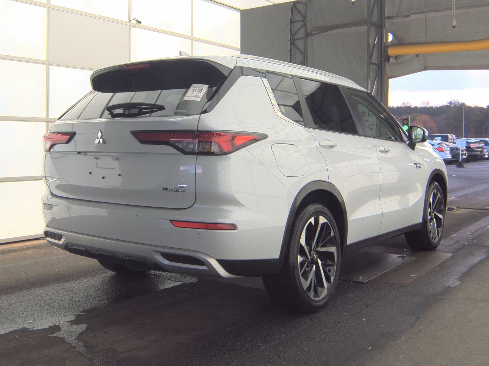 2024 Mitsubishi Outlander PHEV SE AWD