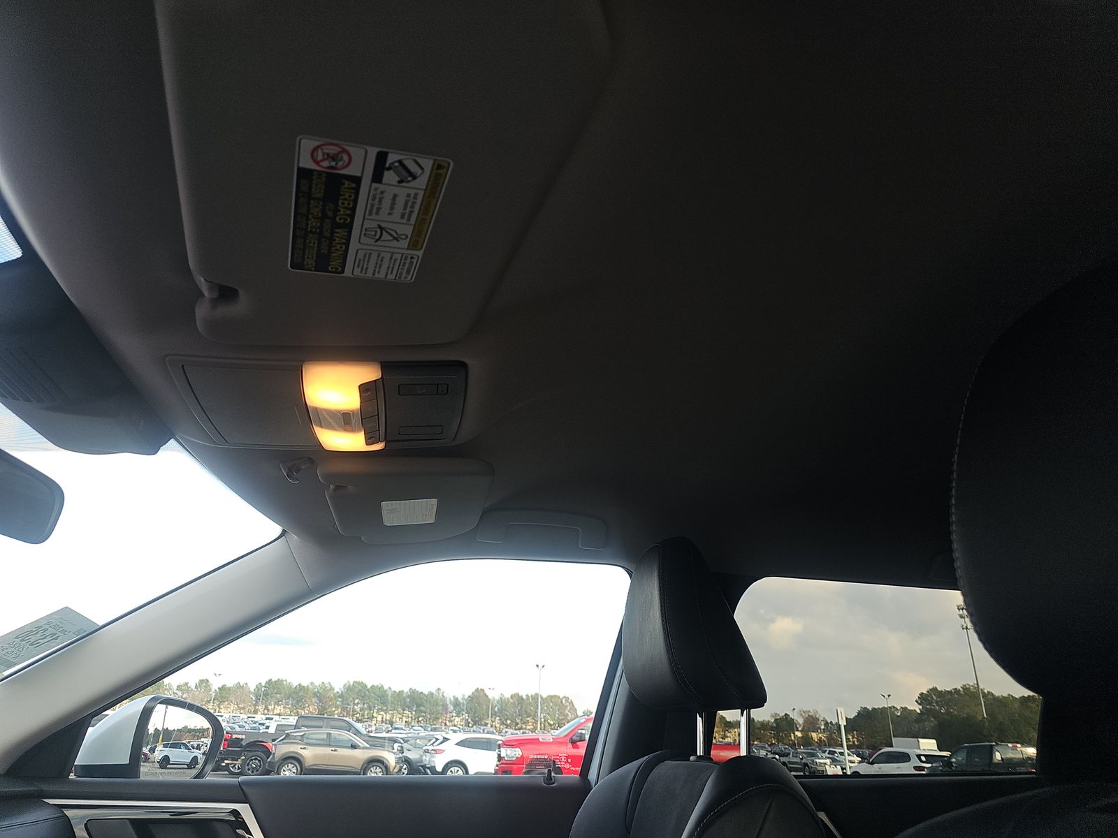 2024 Mitsubishi Outlander PHEV SE AWD