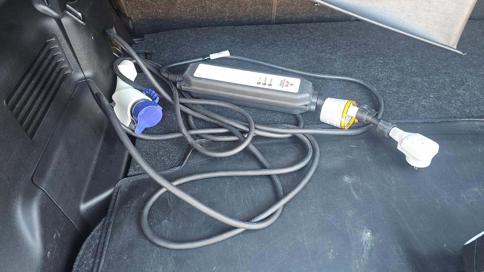 2024 Mitsubishi Outlander PHEV SEL AWD