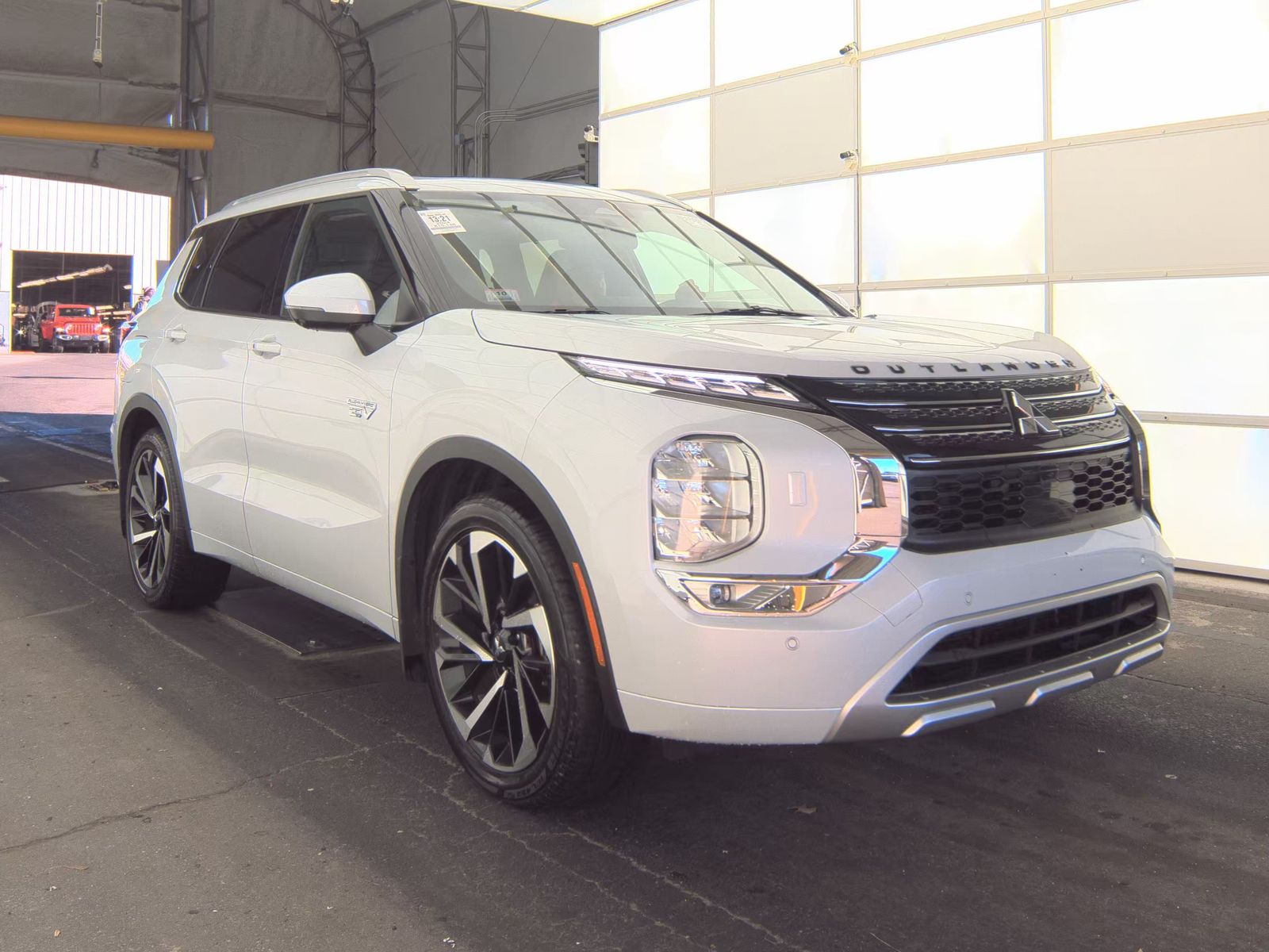 2024 Mitsubishi Outlander PHEV SEL AWD