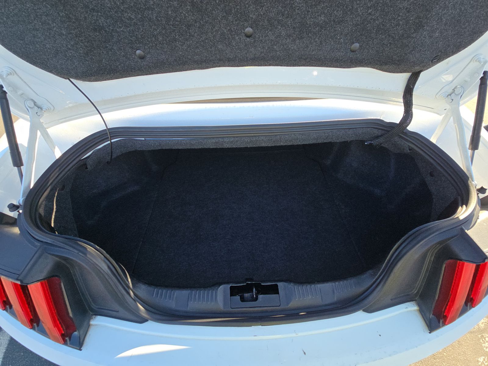 2023 Ford Mustang EcoBoost Premium RWD