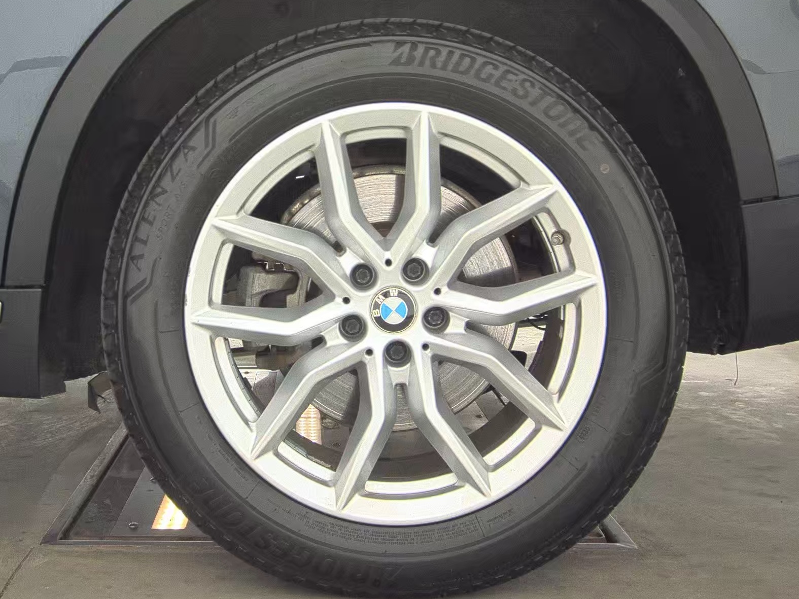 2020 BMW X5 xDrive40i AWD