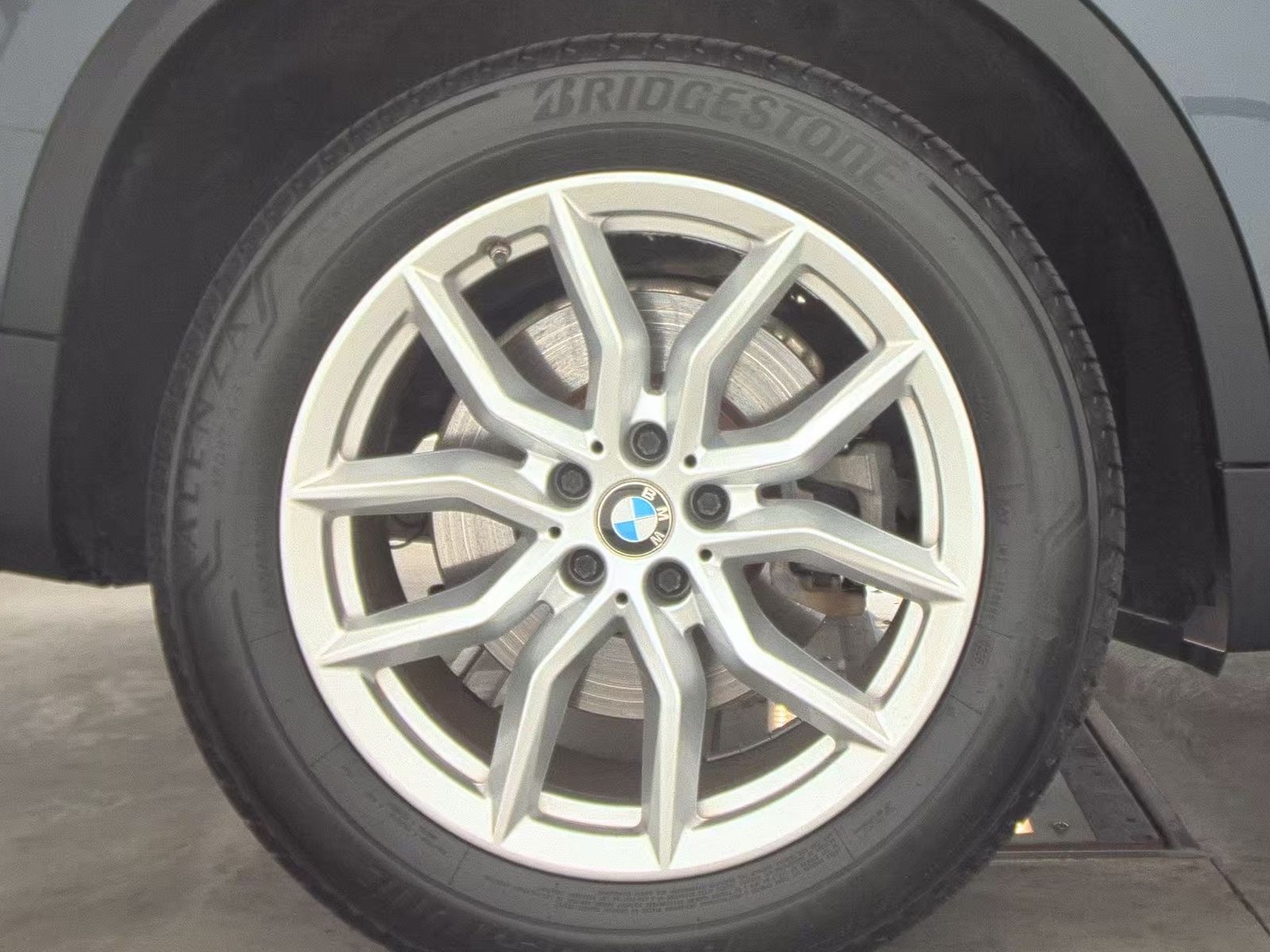 2020 BMW X5 xDrive40i AWD