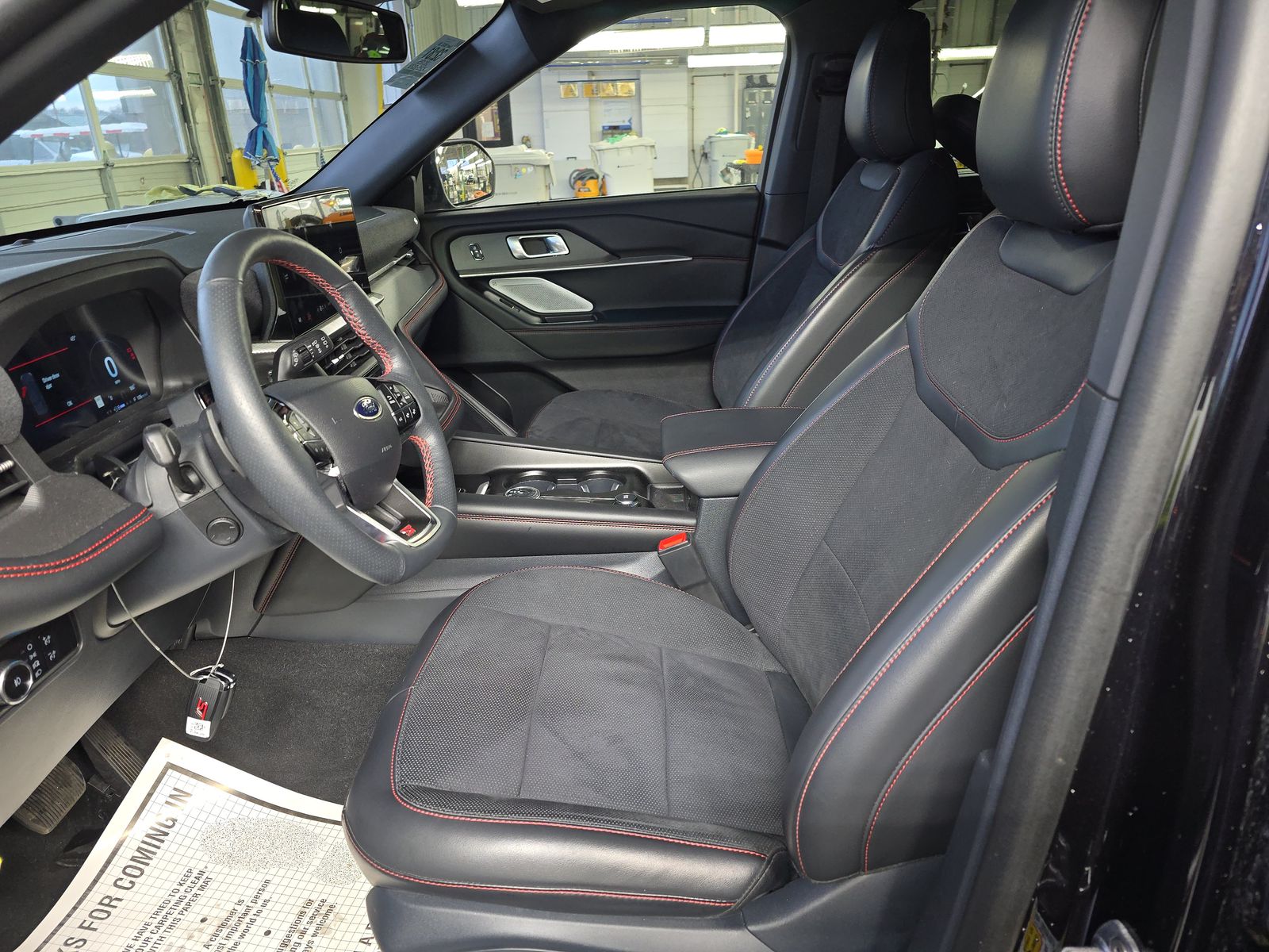 2025 Ford Explorer ST AWD