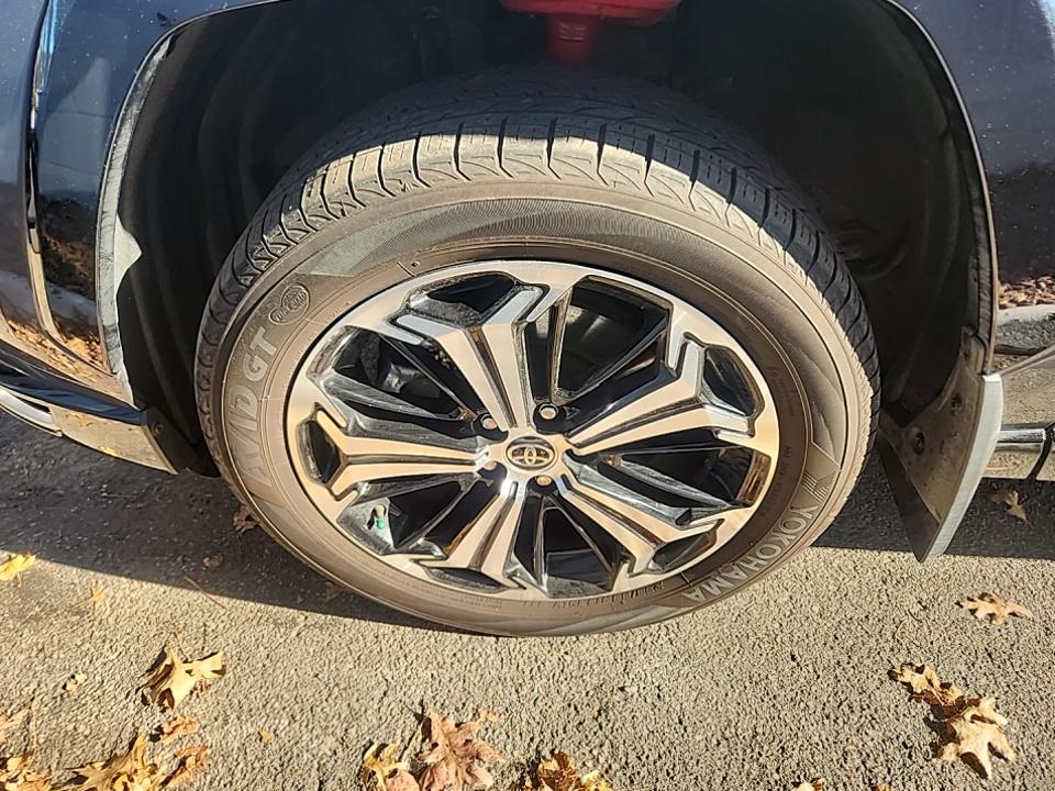 2024 Toyota RAV4 Prime XSE AWD