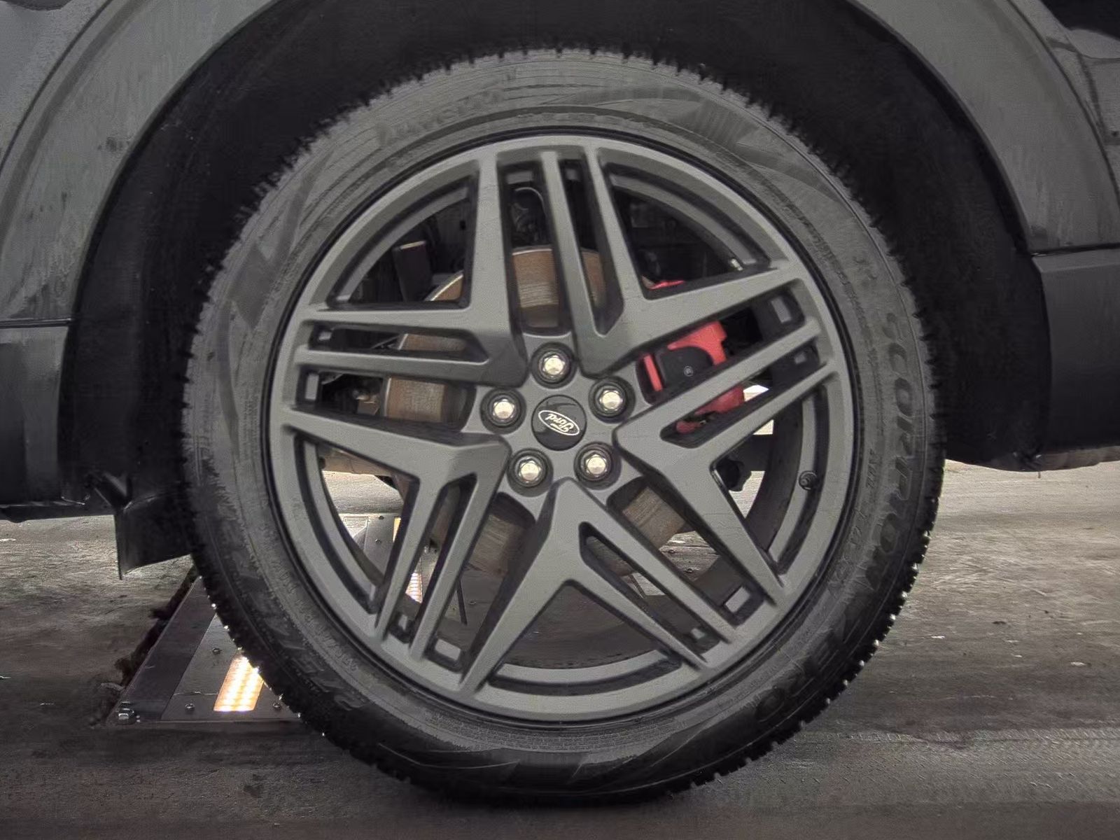 2025 Ford Explorer ST AWD