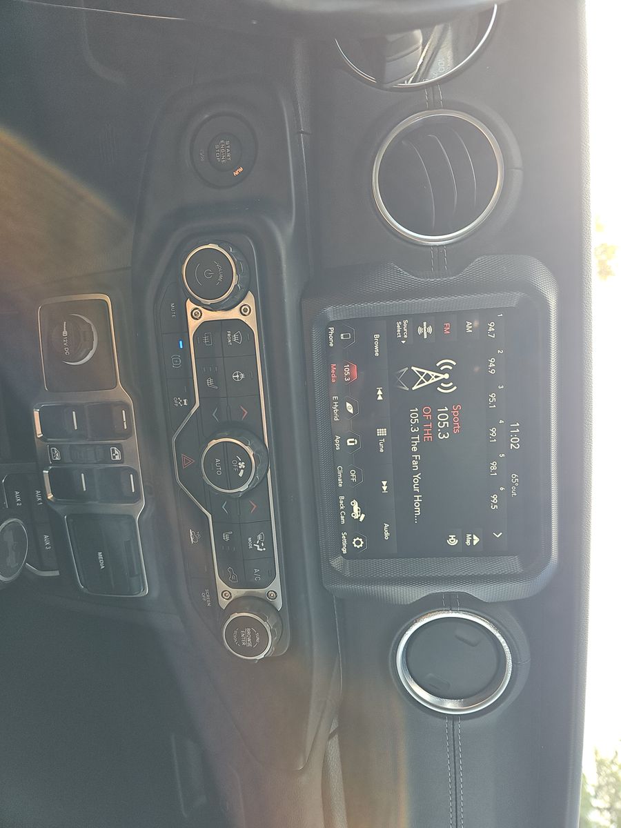 2023 Jeep Wrangler 4xe Sahara AWD