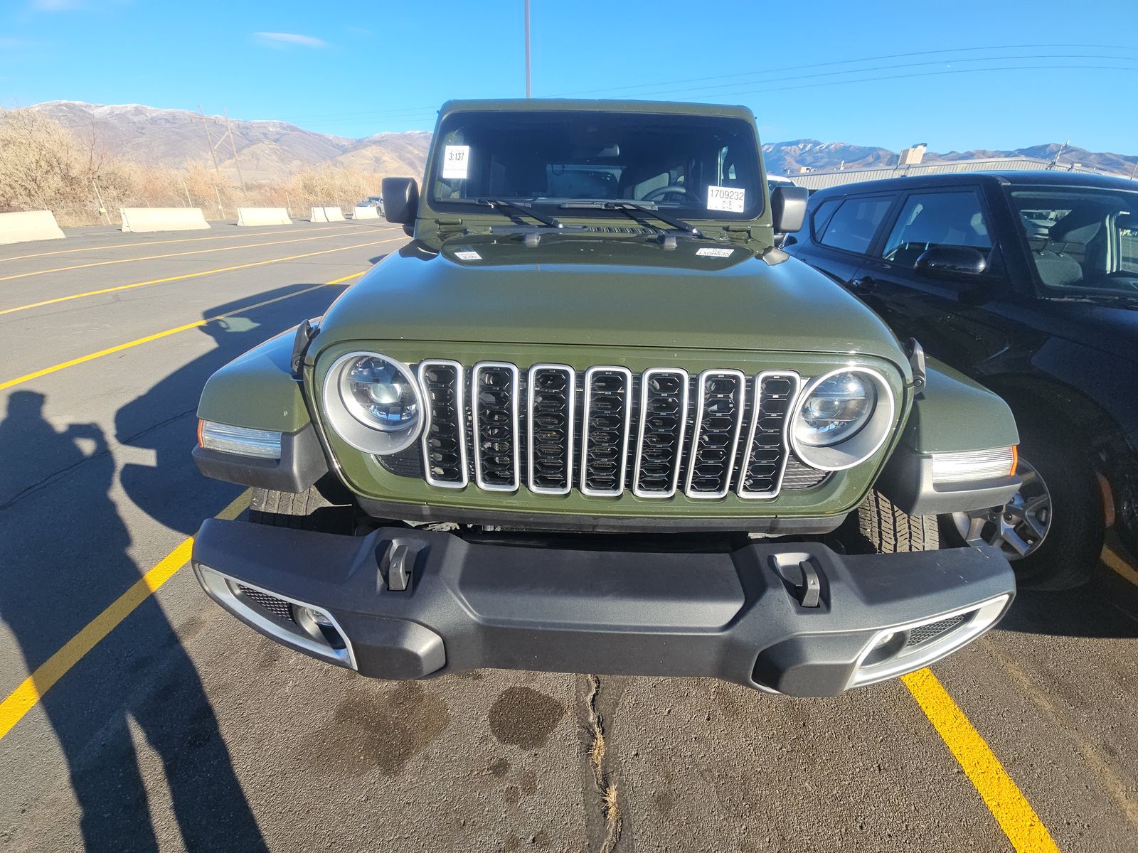 2024 Jeep Wrangler Sahara AWD