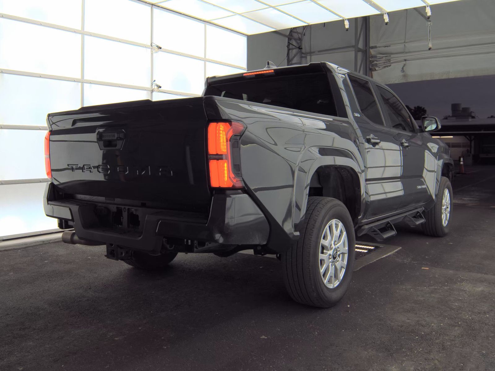 2024 Toyota Tacoma SR5 RWD