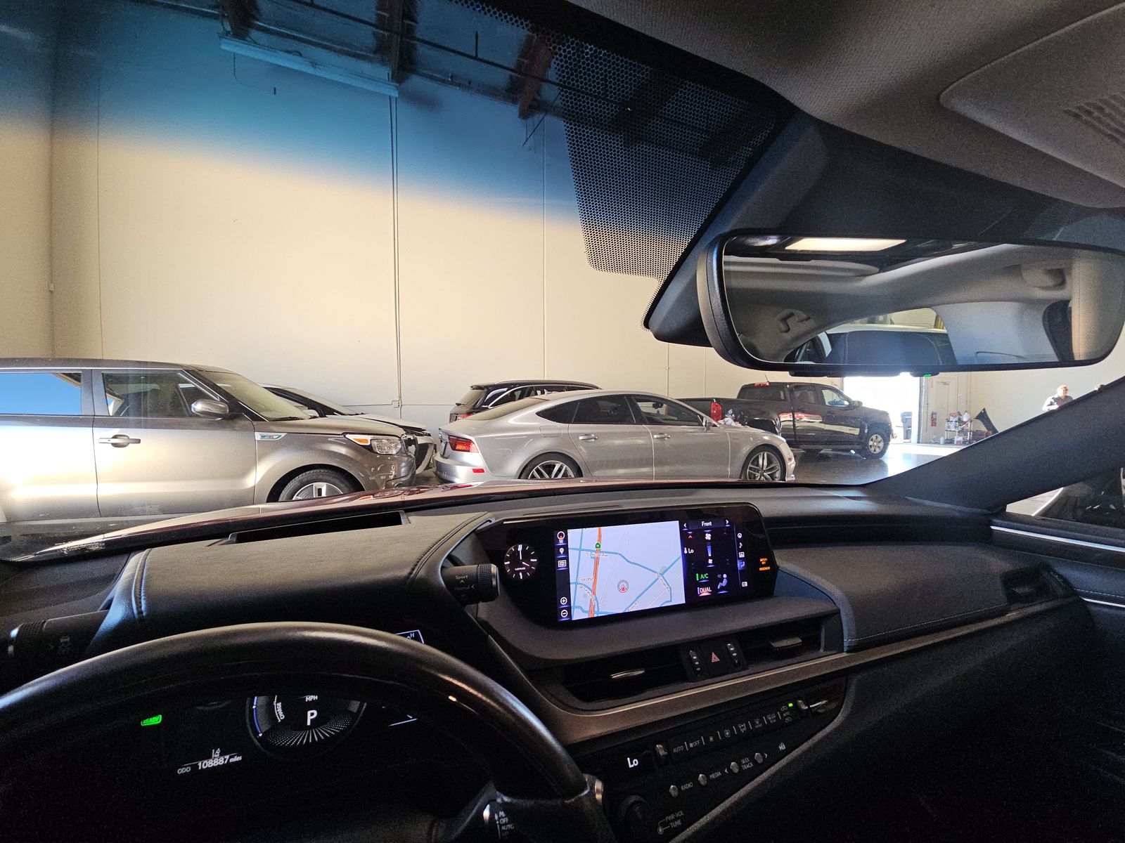 2019 Lexus ES ES 300h Luxury FWD