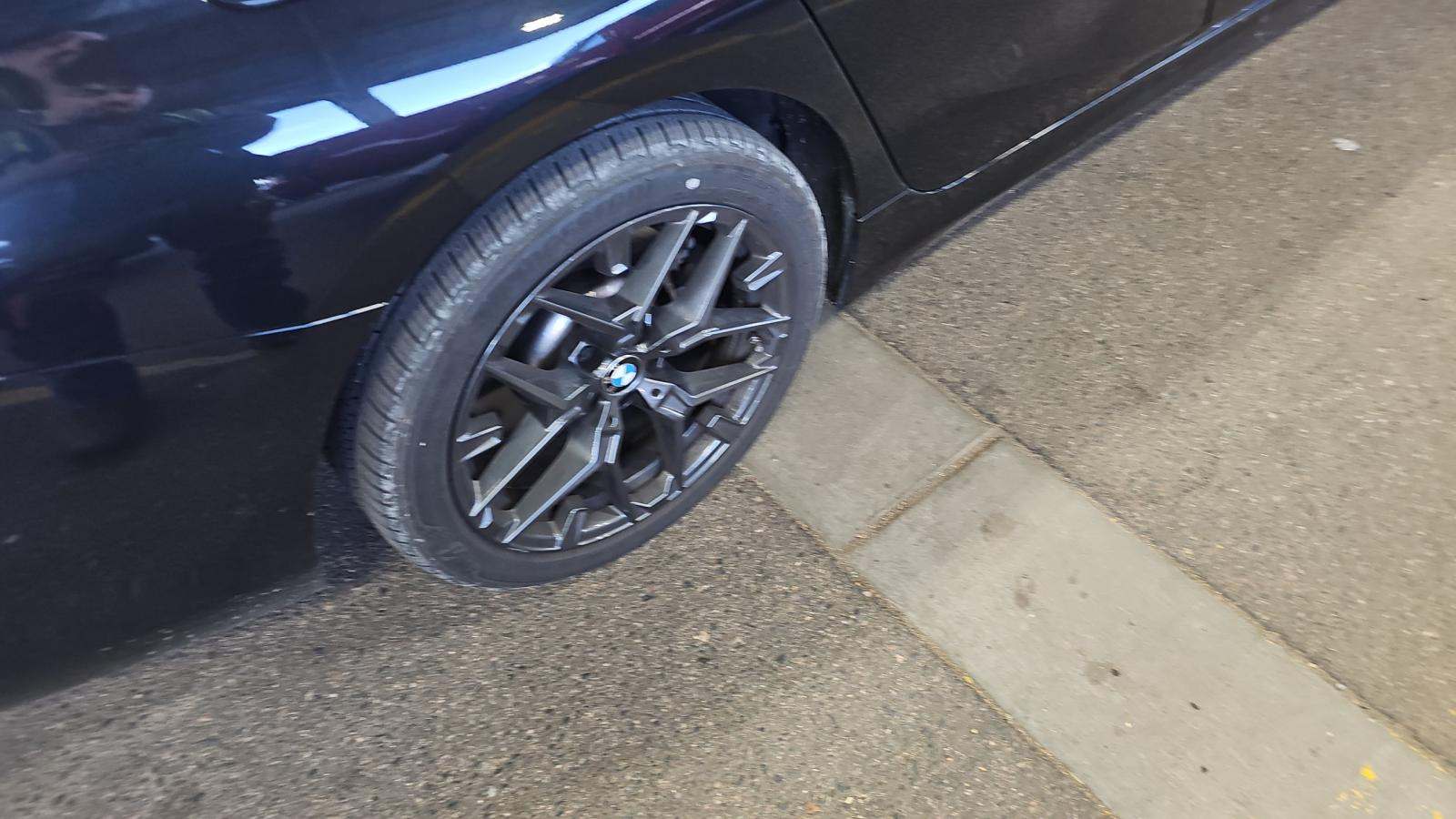 2025 BMW 3 Series 330i xDrive AWD