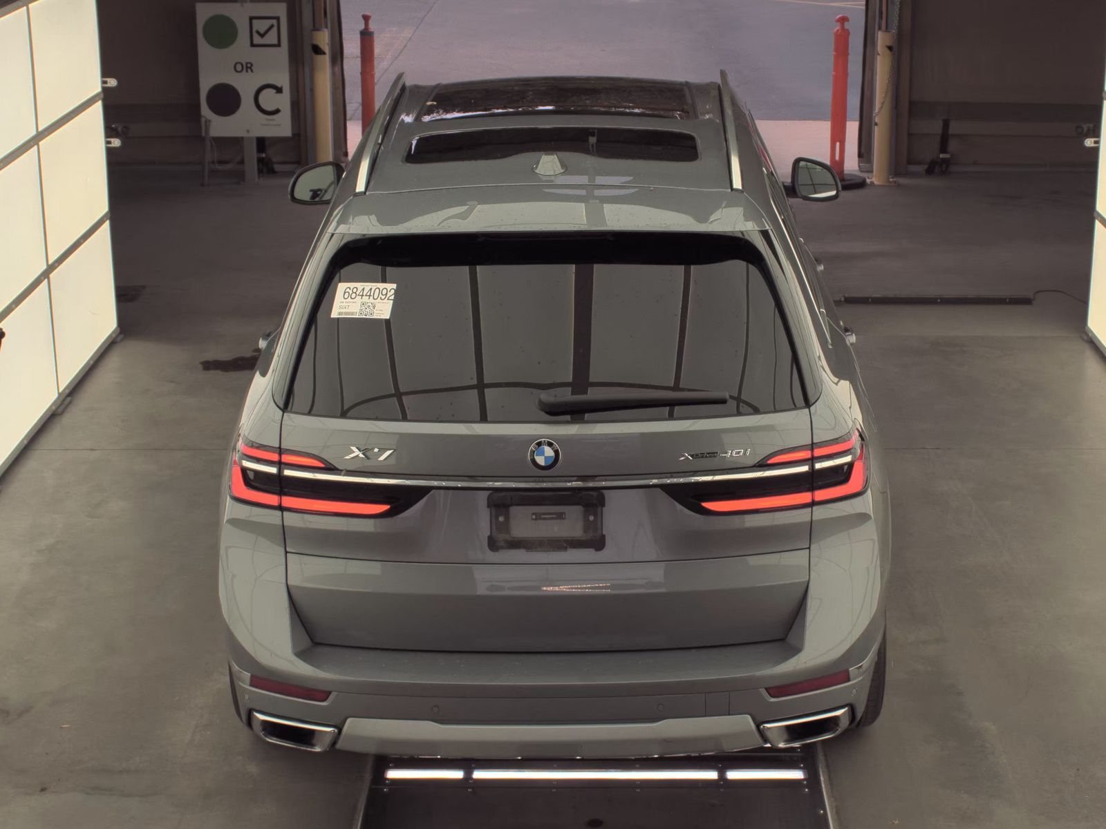 2025 BMW X7 xDrive40i AWD