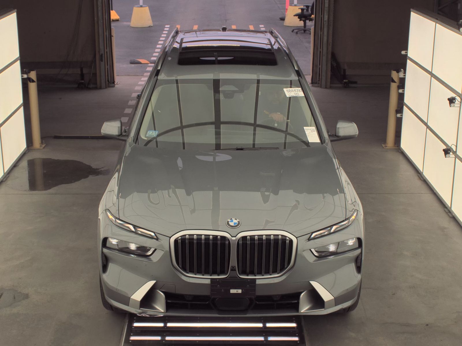 2025 BMW X7 xDrive40i AWD