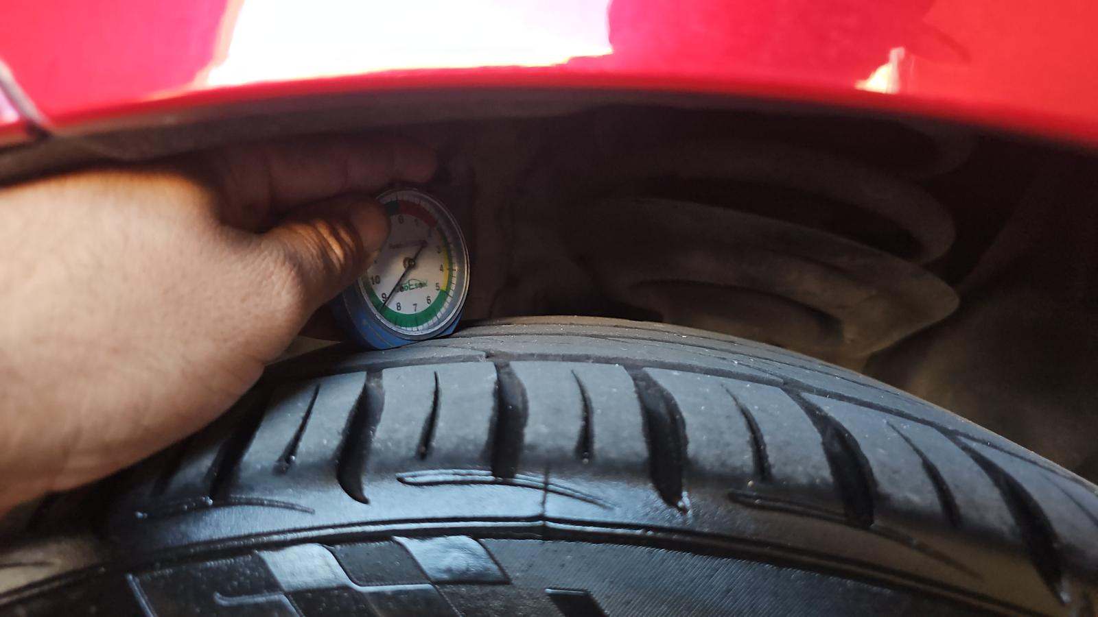 2019 Lexus ES ES 300h Luxury FWD