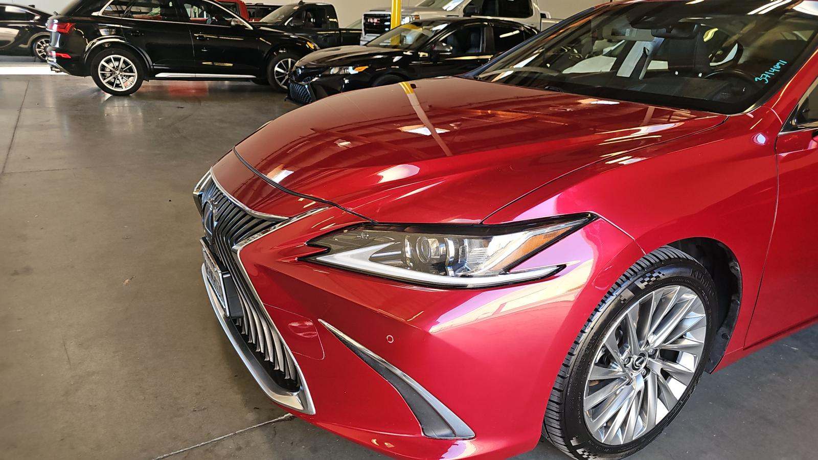2019 Lexus ES ES 300h Luxury FWD