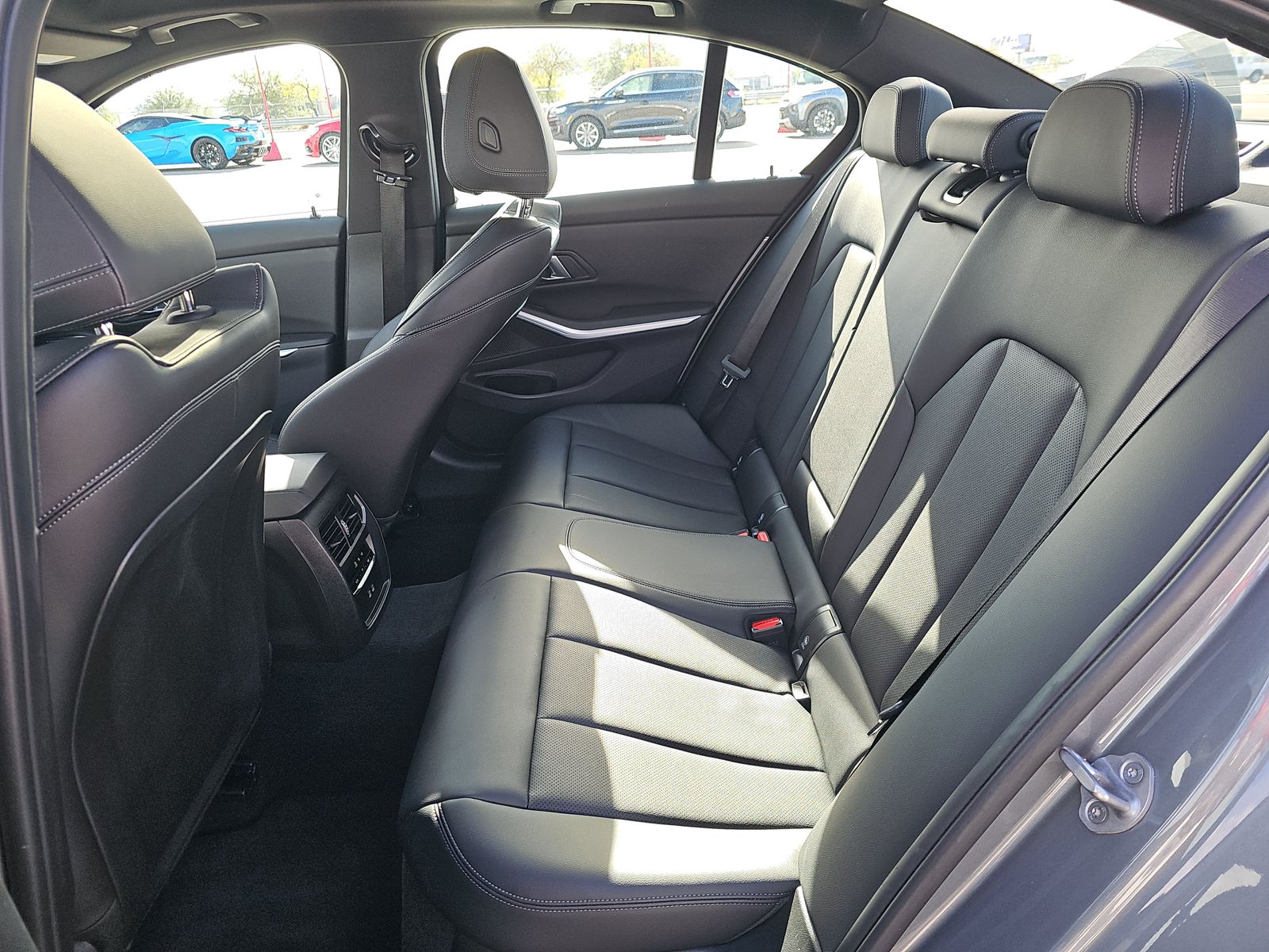 2025 BMW 3 Series 330i xDrive AWD