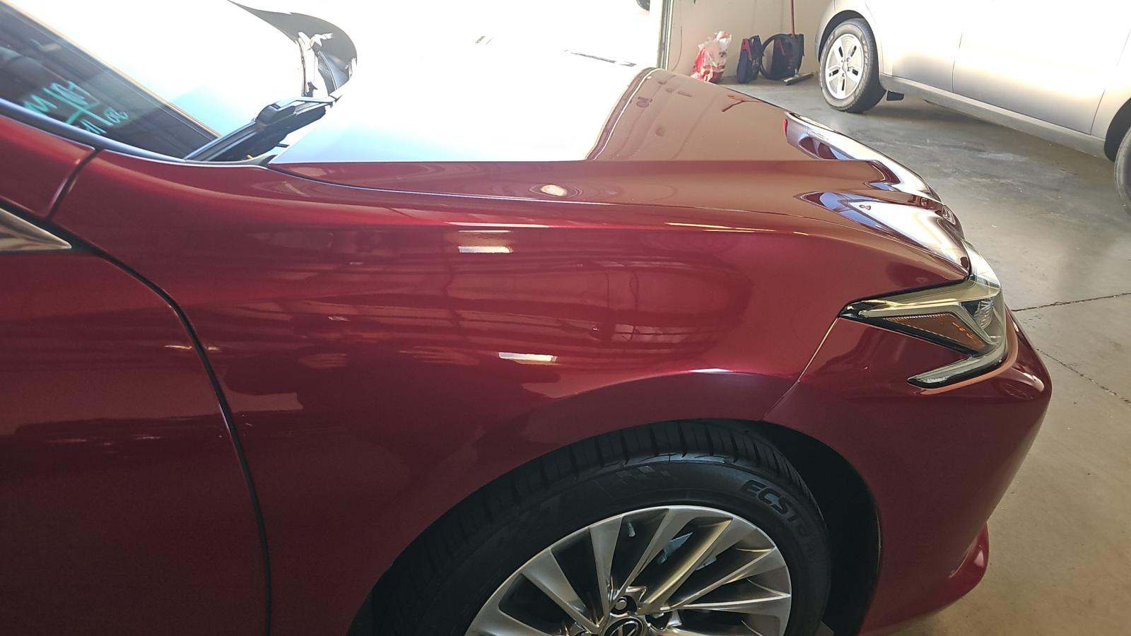 2019 Lexus ES ES 300h Luxury FWD