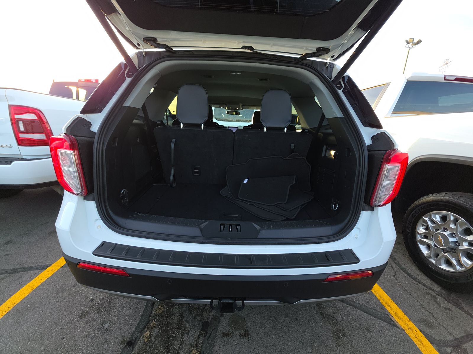 2024 Ford Explorer XLT AWD