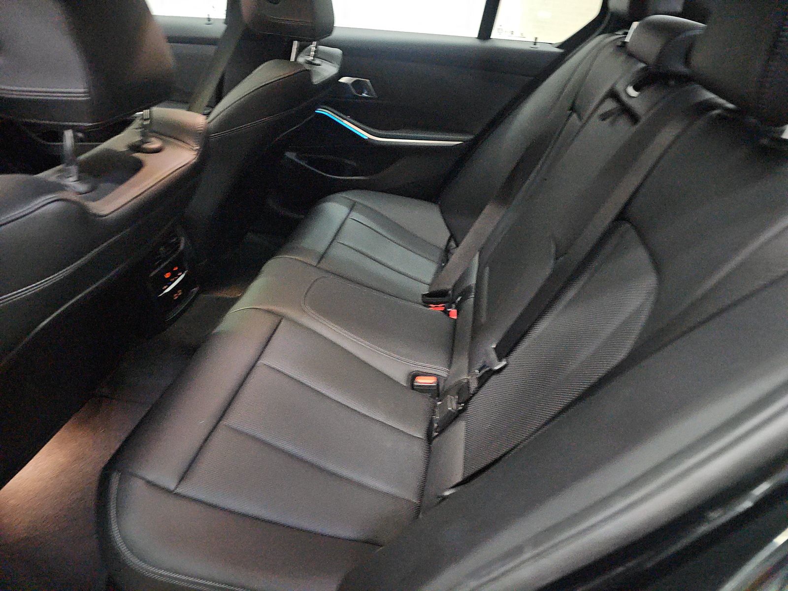 2024 BMW 3 Series 330i xDrive AWD