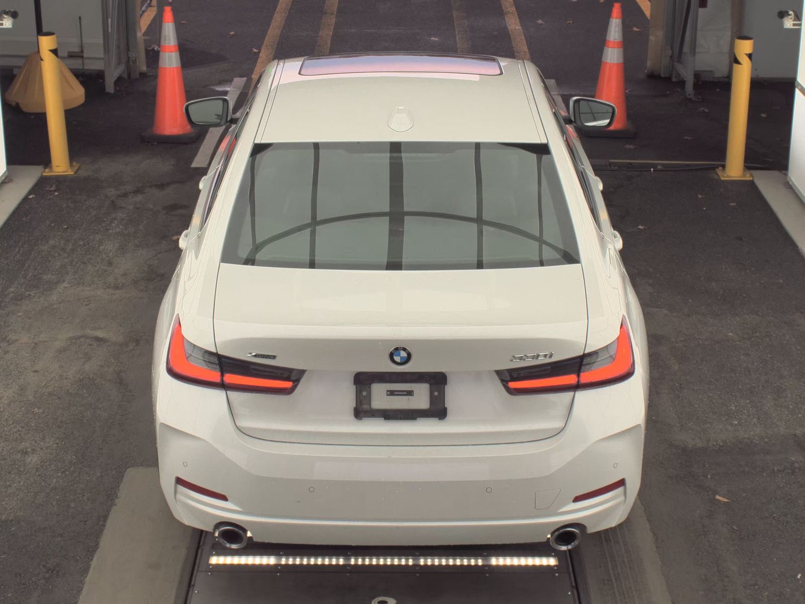 2025 BMW 3 Series 330i xDrive AWD