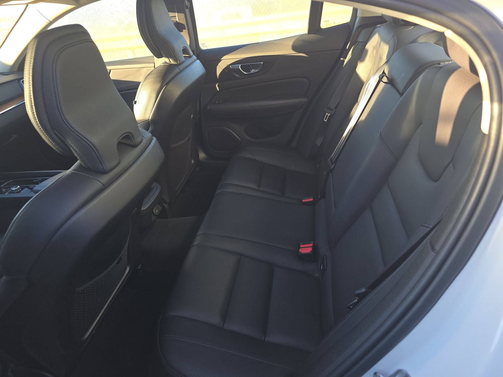 2024 Volvo S60 B5 Plus AWD