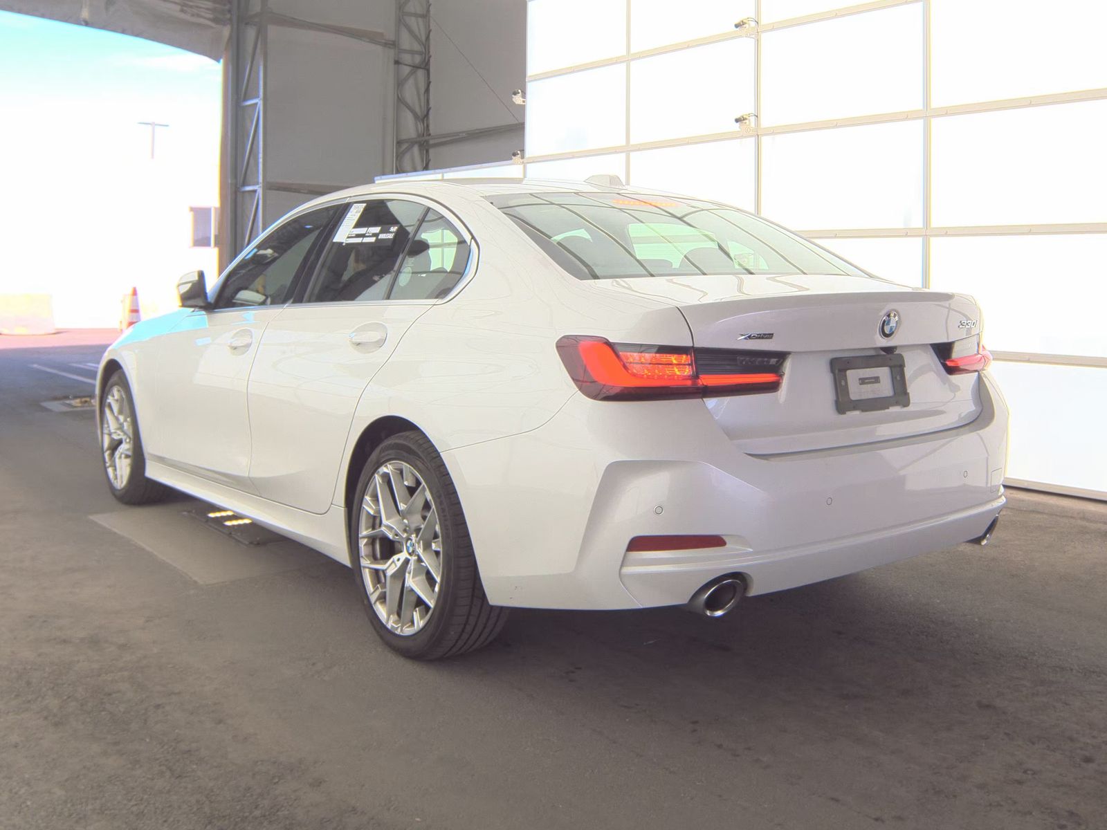 2025 BMW 3 Series 330i xDrive AWD