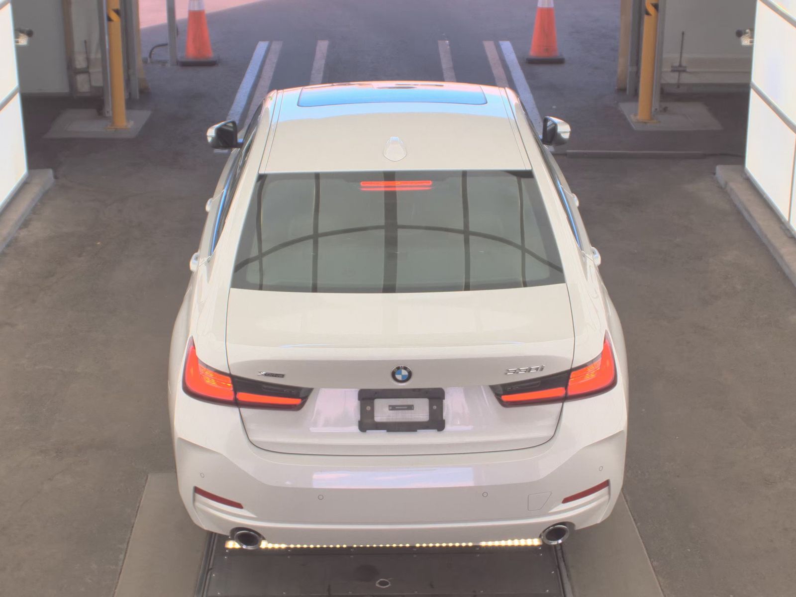 2025 BMW 3 Series 330i xDrive AWD