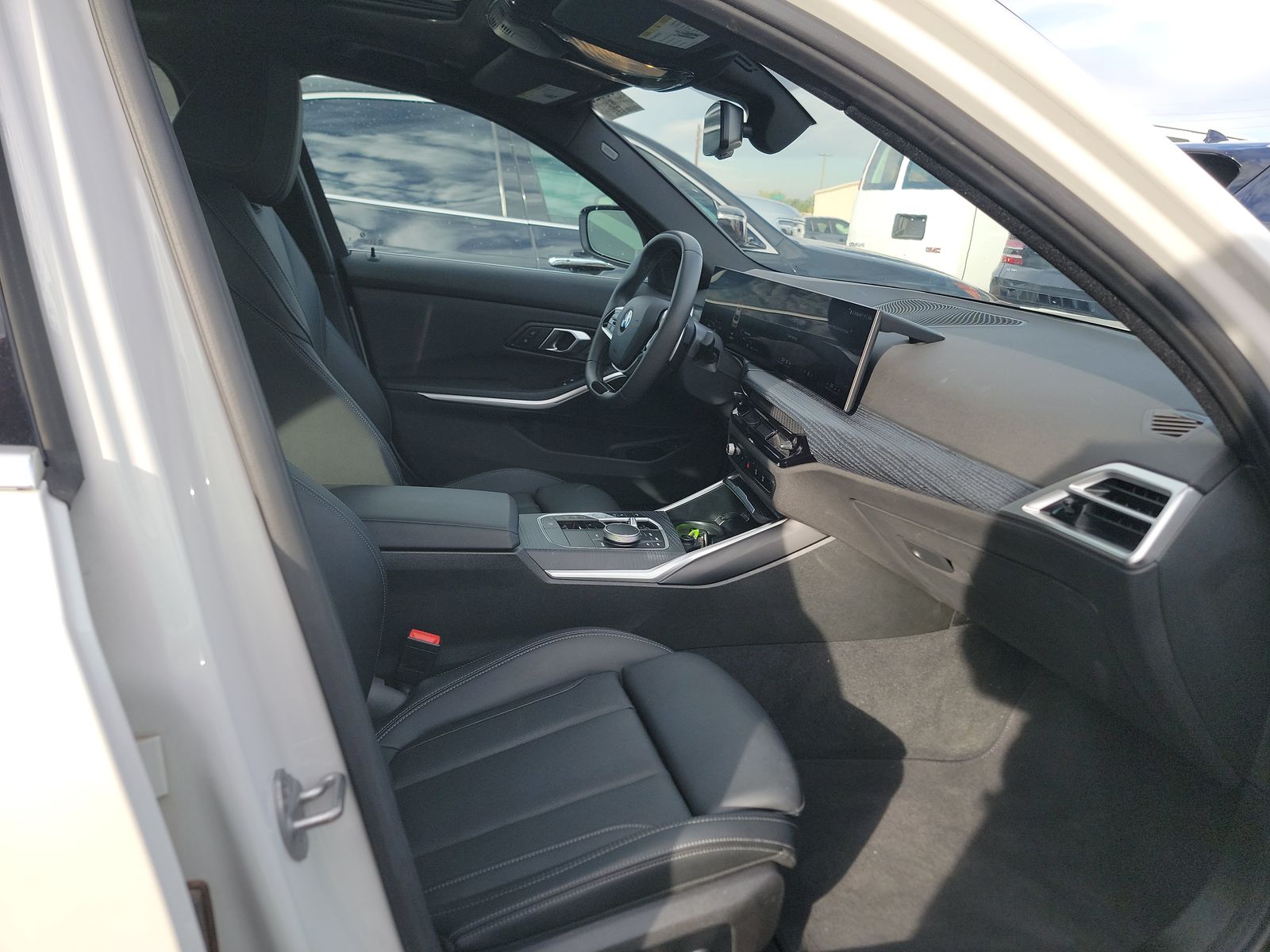 2025 BMW 3 Series 330i xDrive AWD