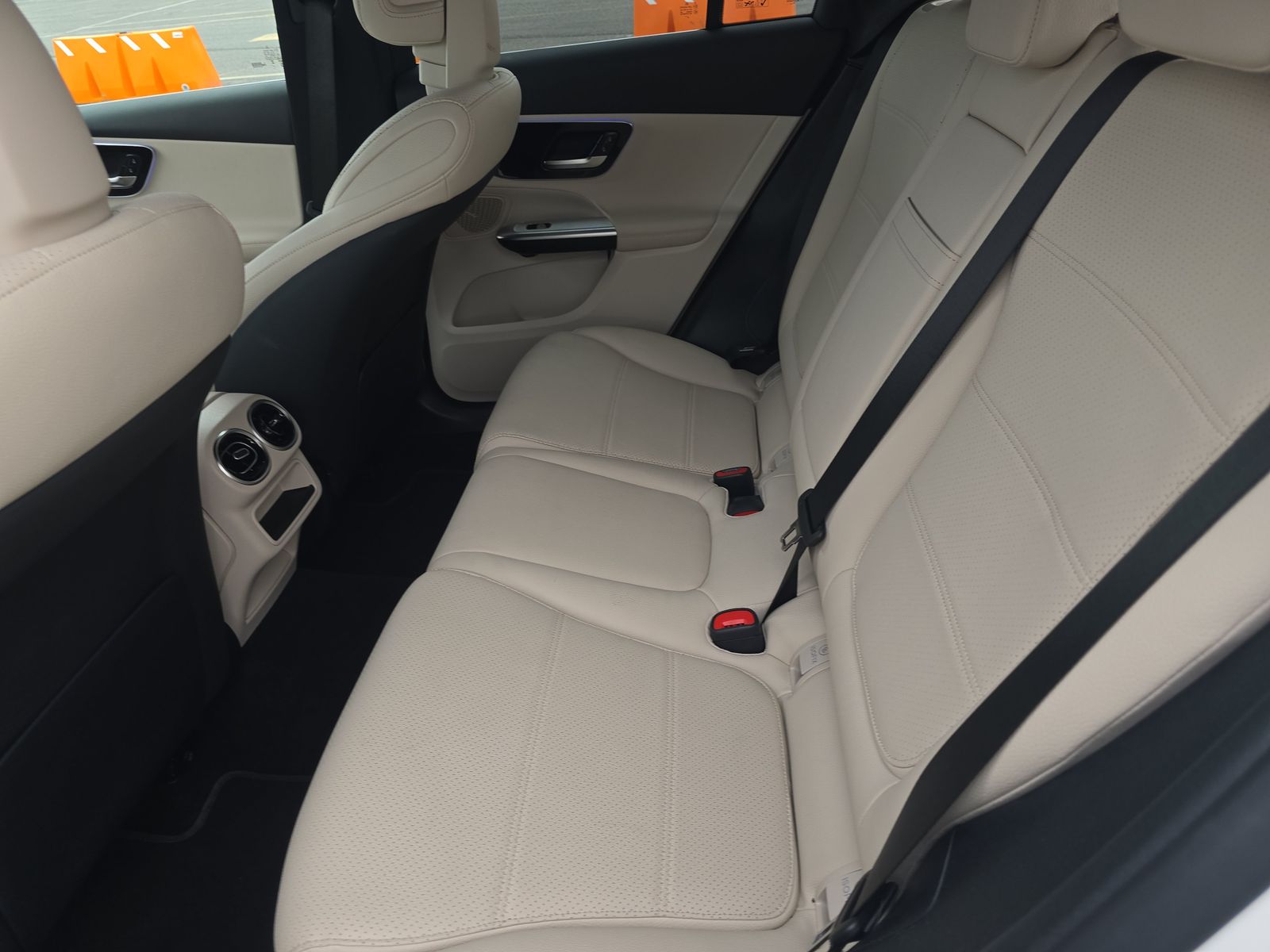 2025 Mercedes-Benz GLC GLC 300 AWD