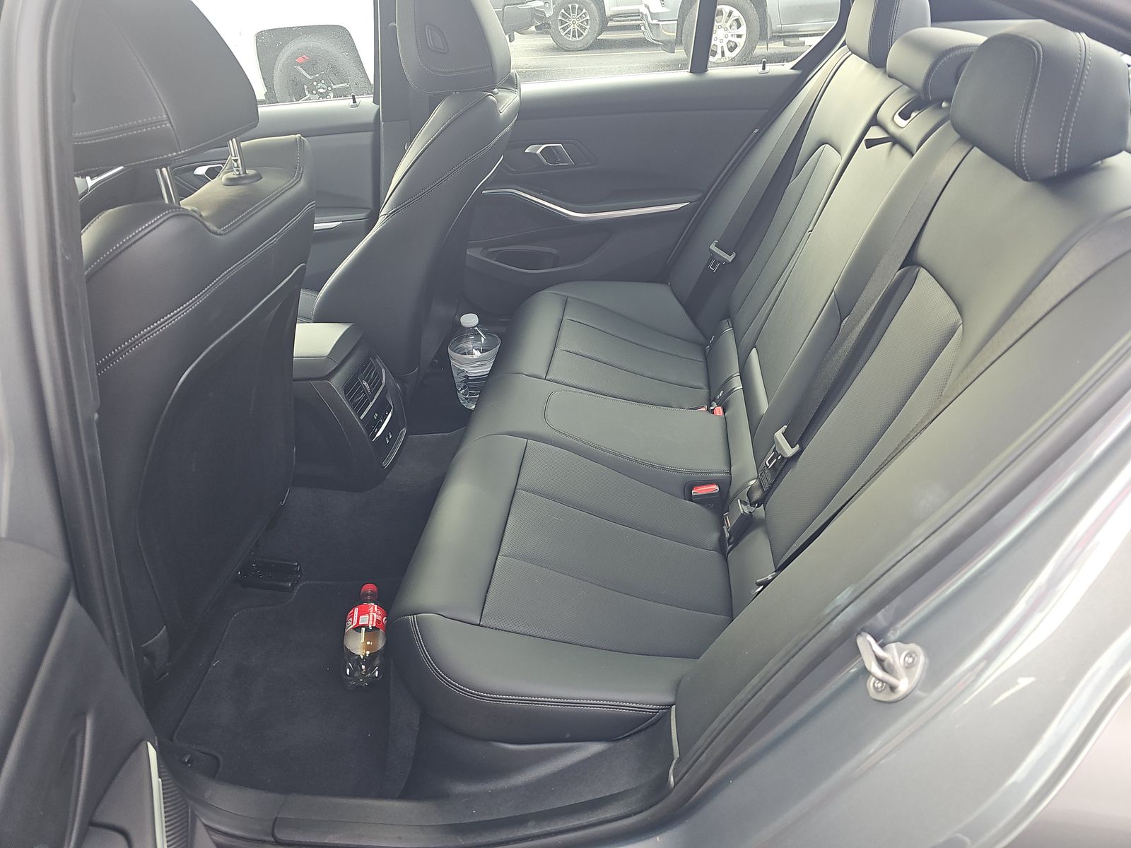 2025 BMW 3 Series 330i RWD