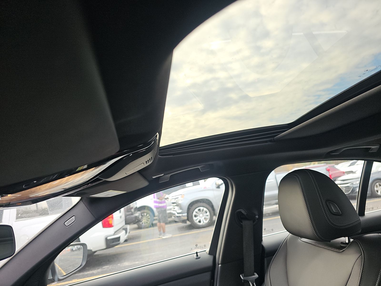 2025 BMW 3 Series 330i RWD