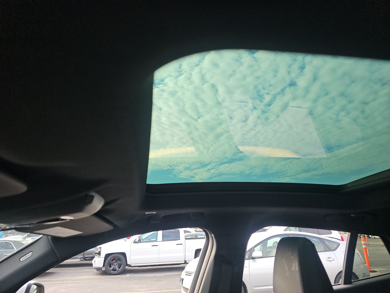 2025 BMW X2 xDrive28i AWD