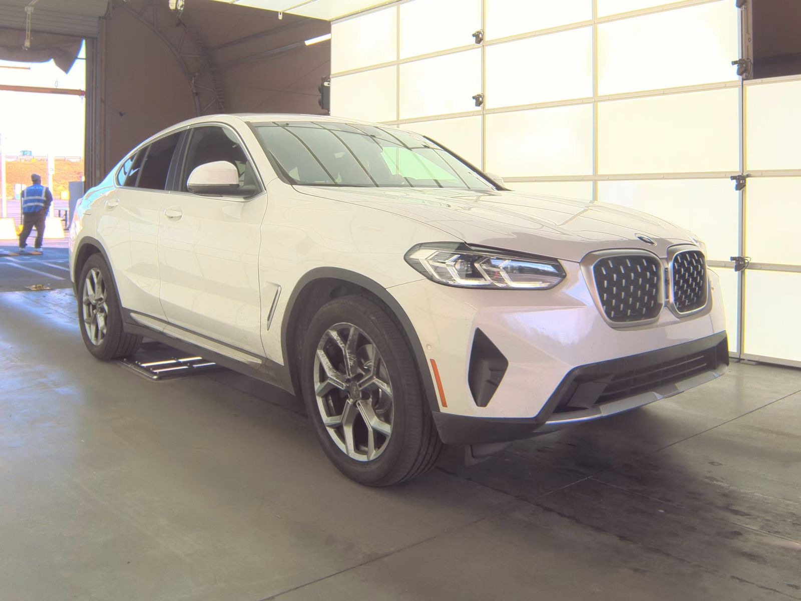 2024 BMW X4 xDrive30i AWD