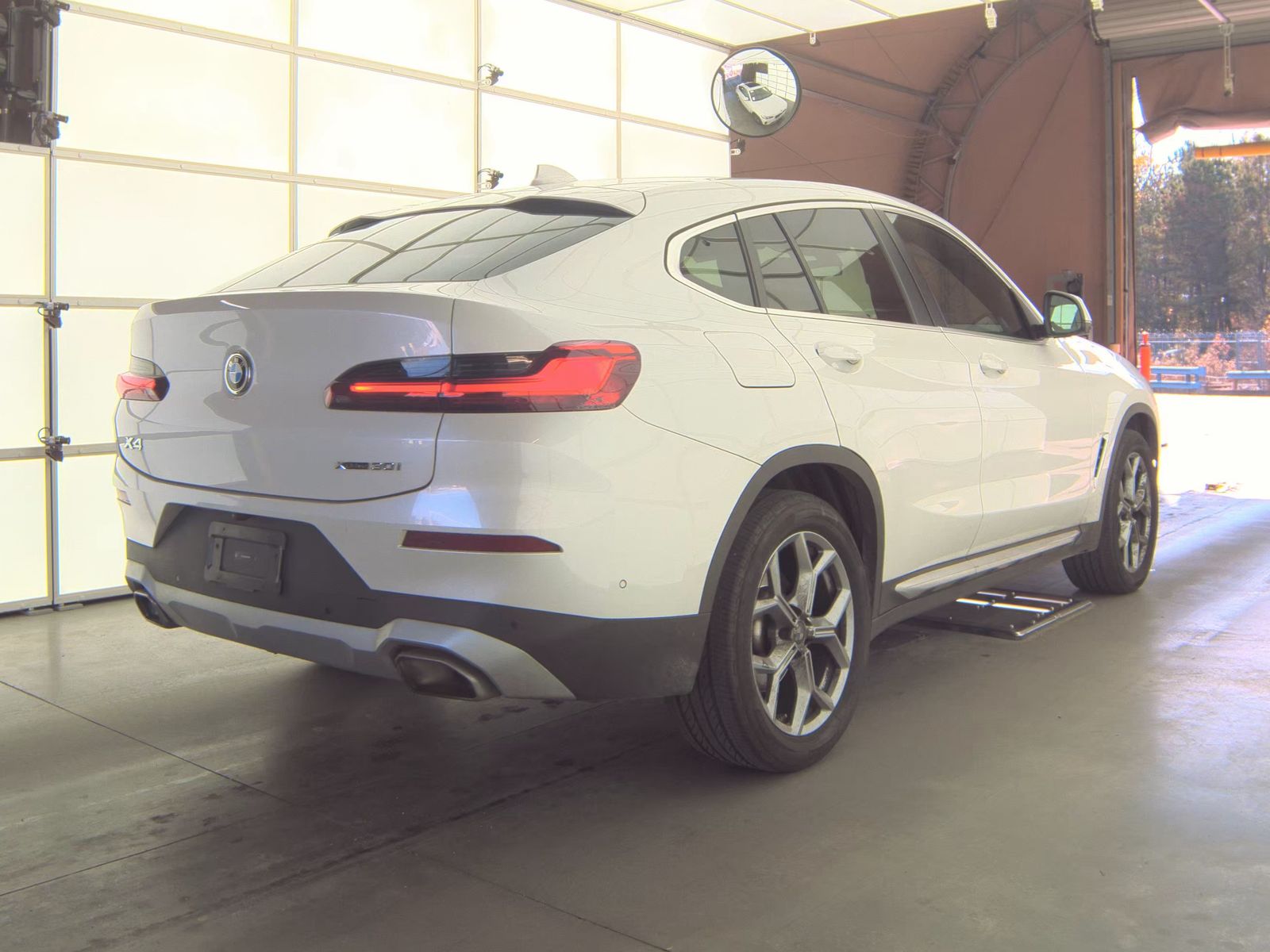 2024 BMW X4 xDrive30i AWD