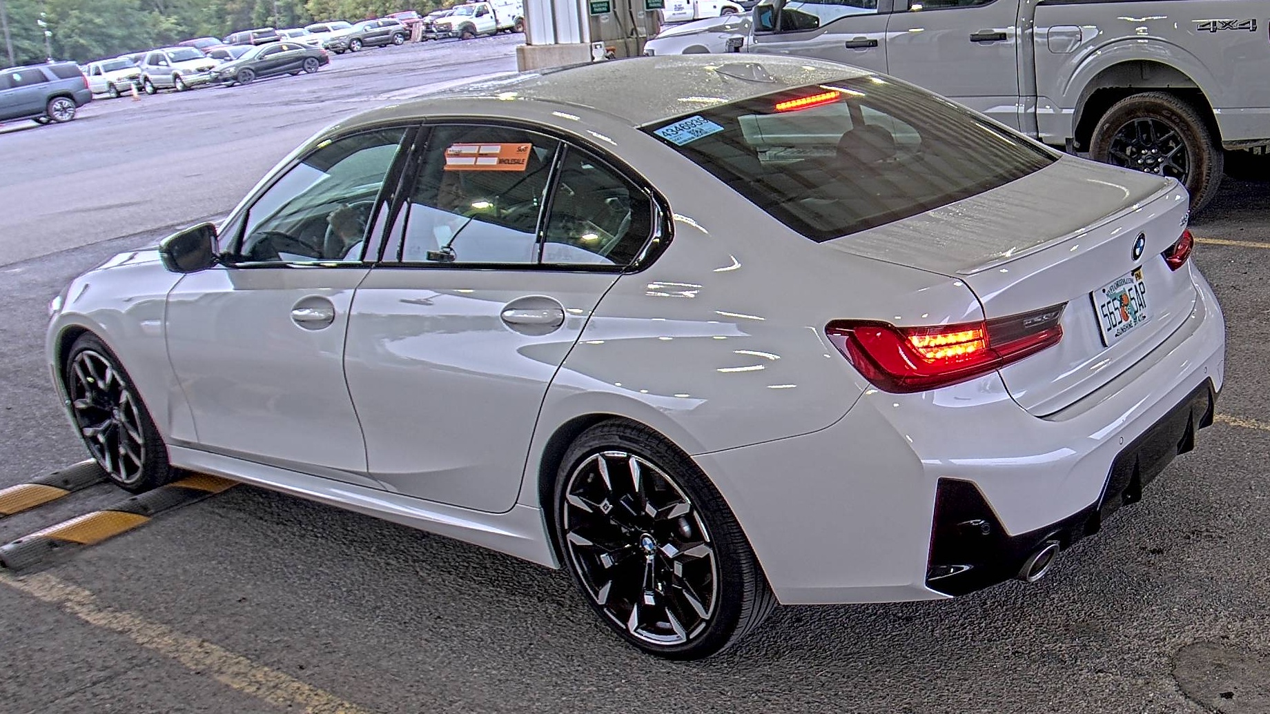 2025 BMW 3 Series 330i RWD